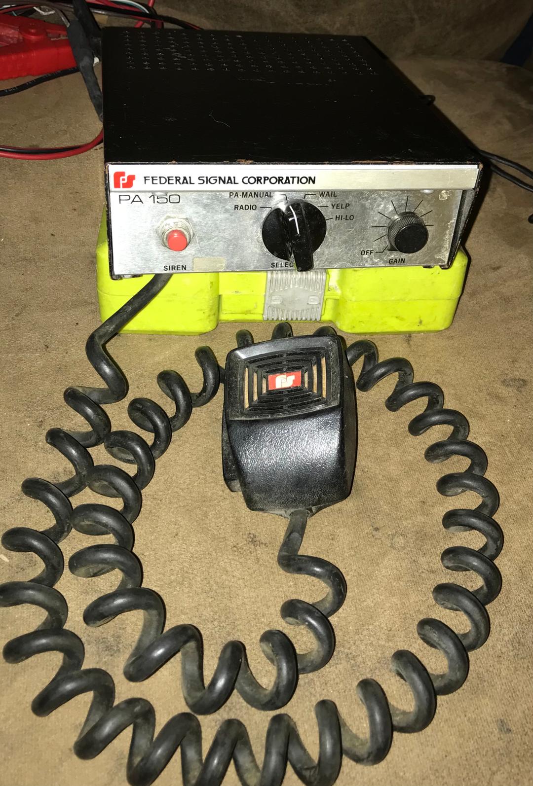Vintage Federal Signal PA150 Siren