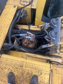 2008 Komatsu PC400LC Excavator - image 15