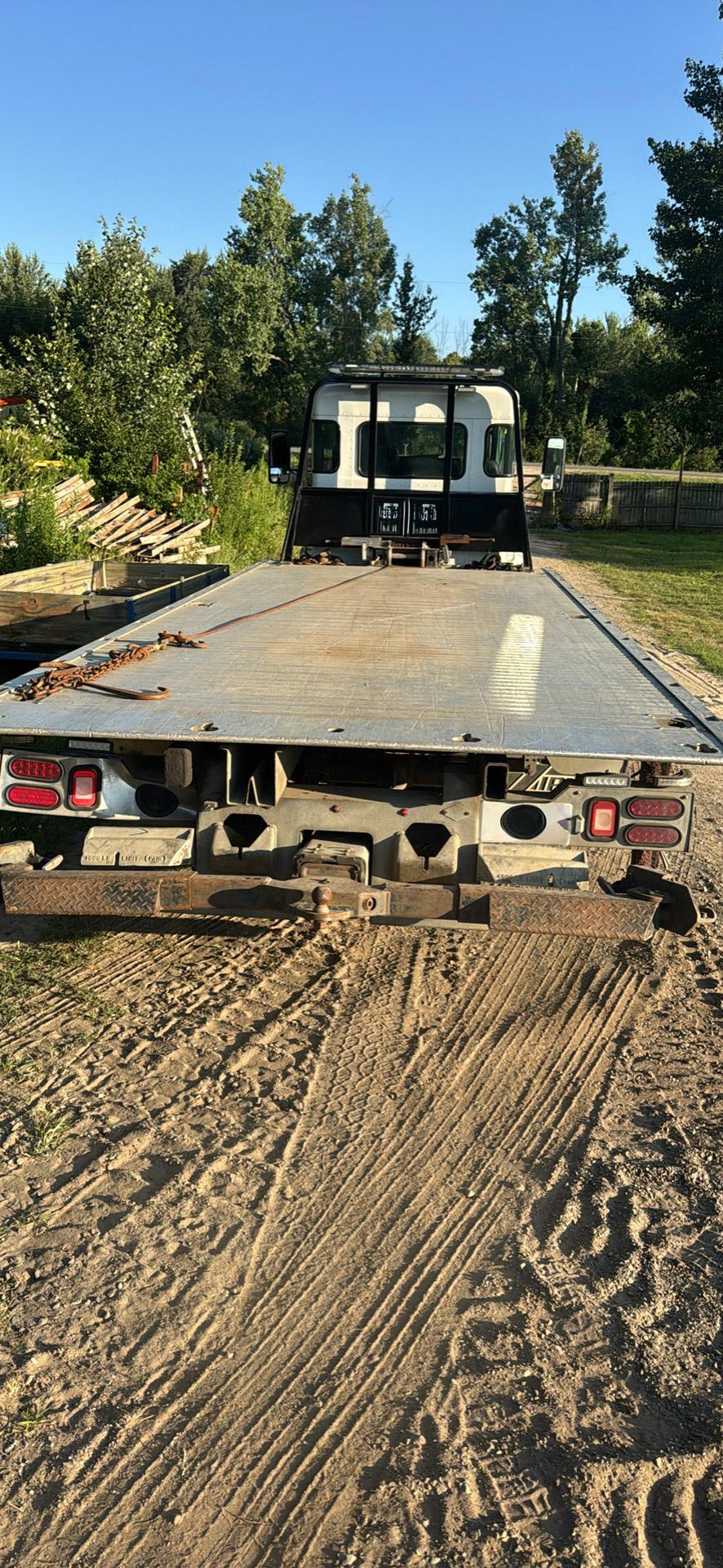 2021 Kenworth Century Hooklift - image 9