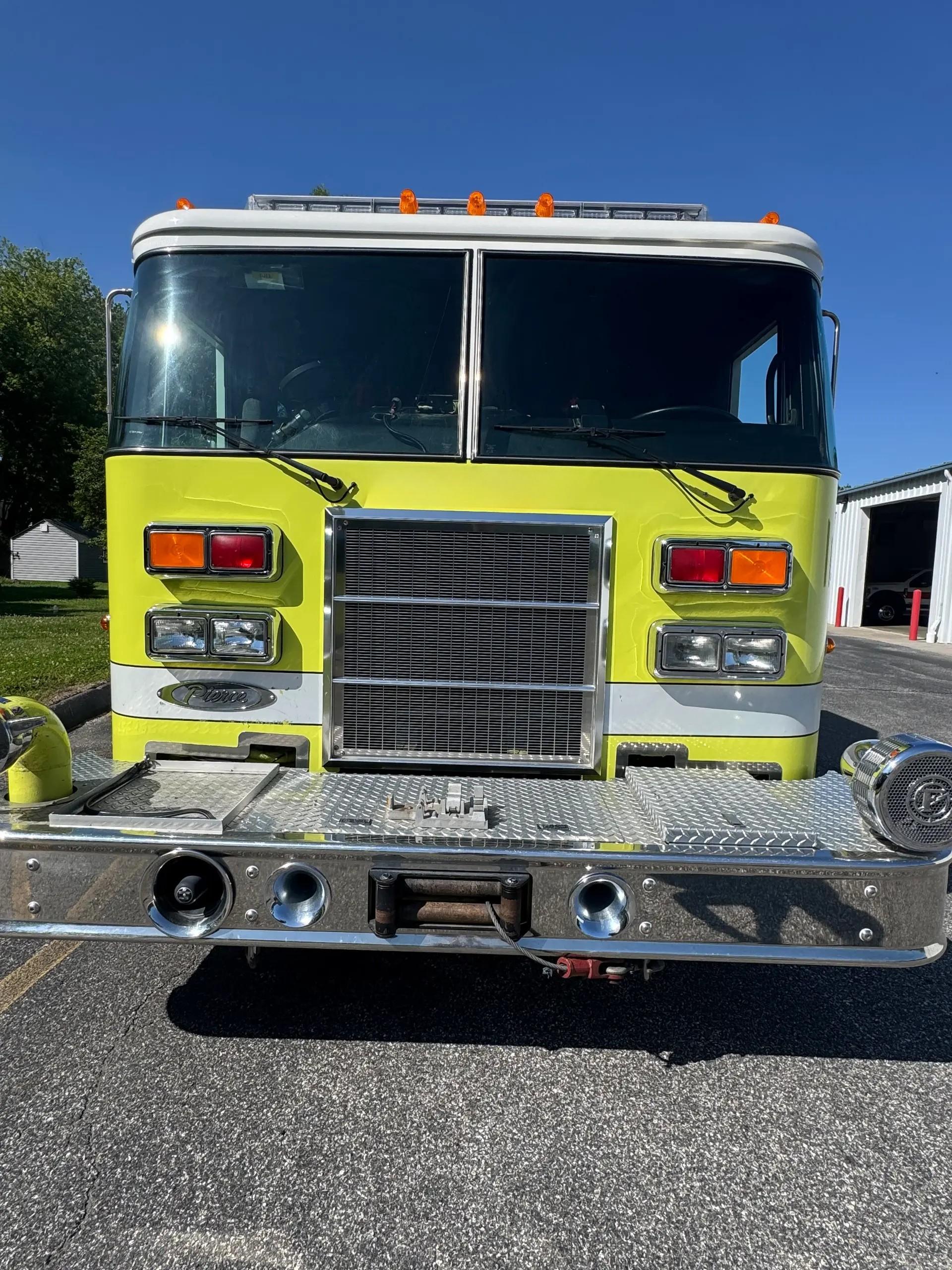 1995 Pierce Lance Pumper - image 11