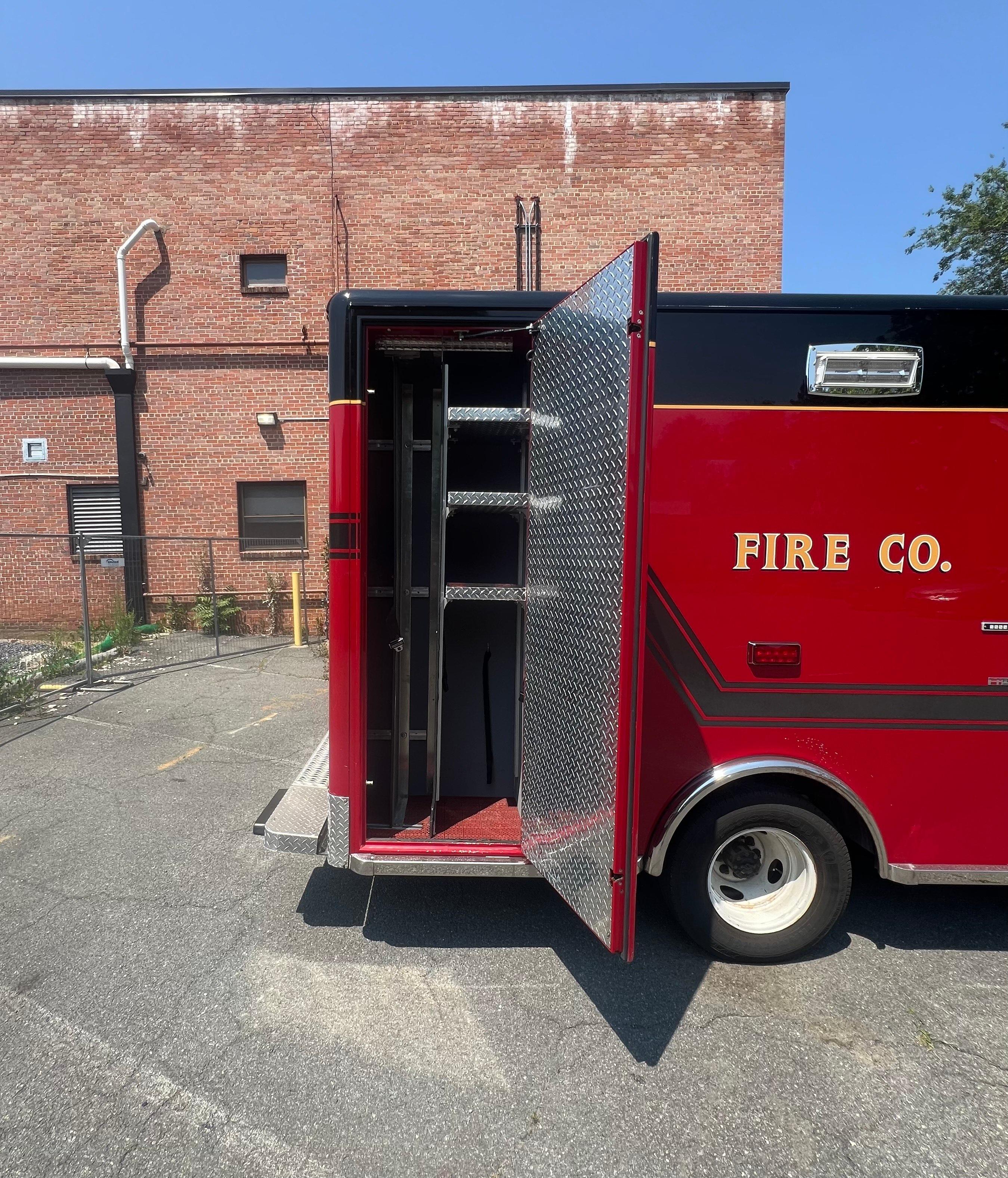 2015 Ford E450 Horton Type I - image 10