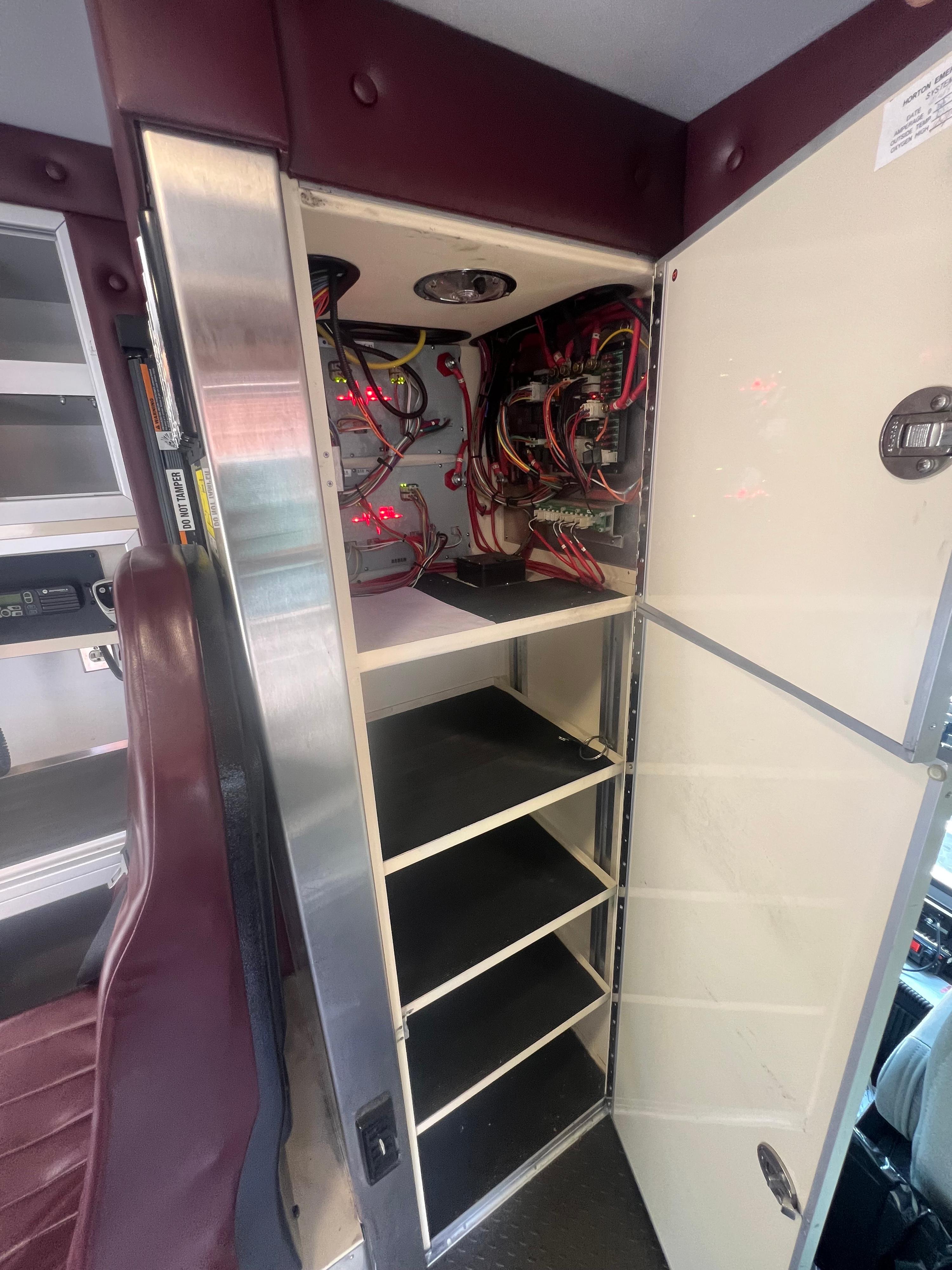 2015 Ford E450 Horton Type I - image 18