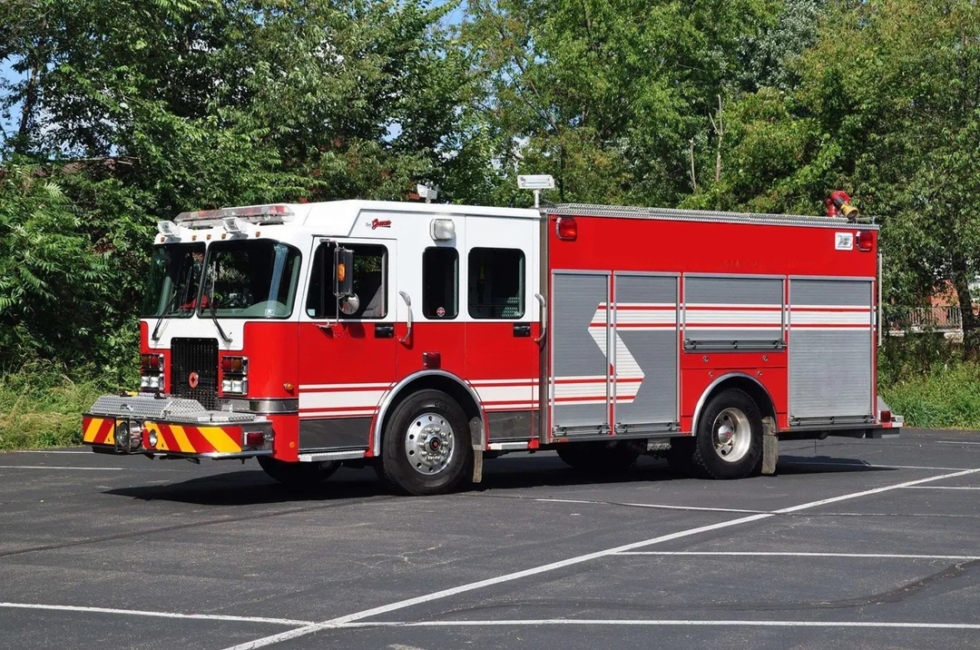 2005 Crimson Spartan Rescue Pumper