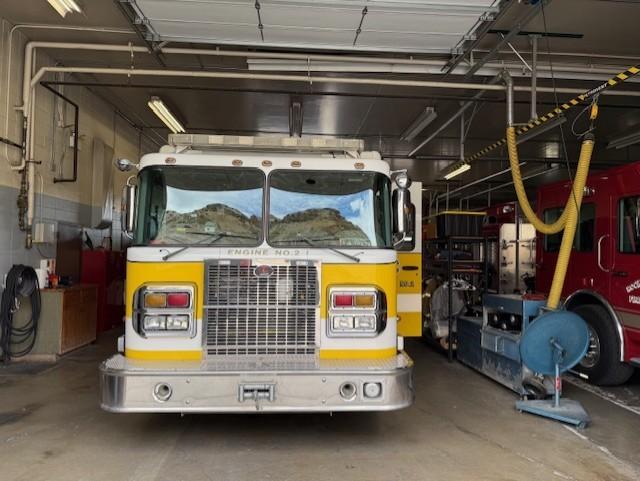 2008 Rosenbauer Pumper - image 2