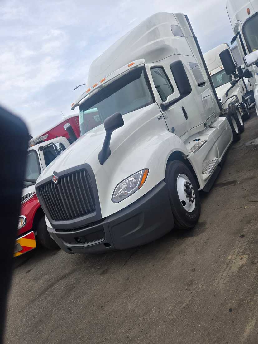 Semi-truck Sleeper