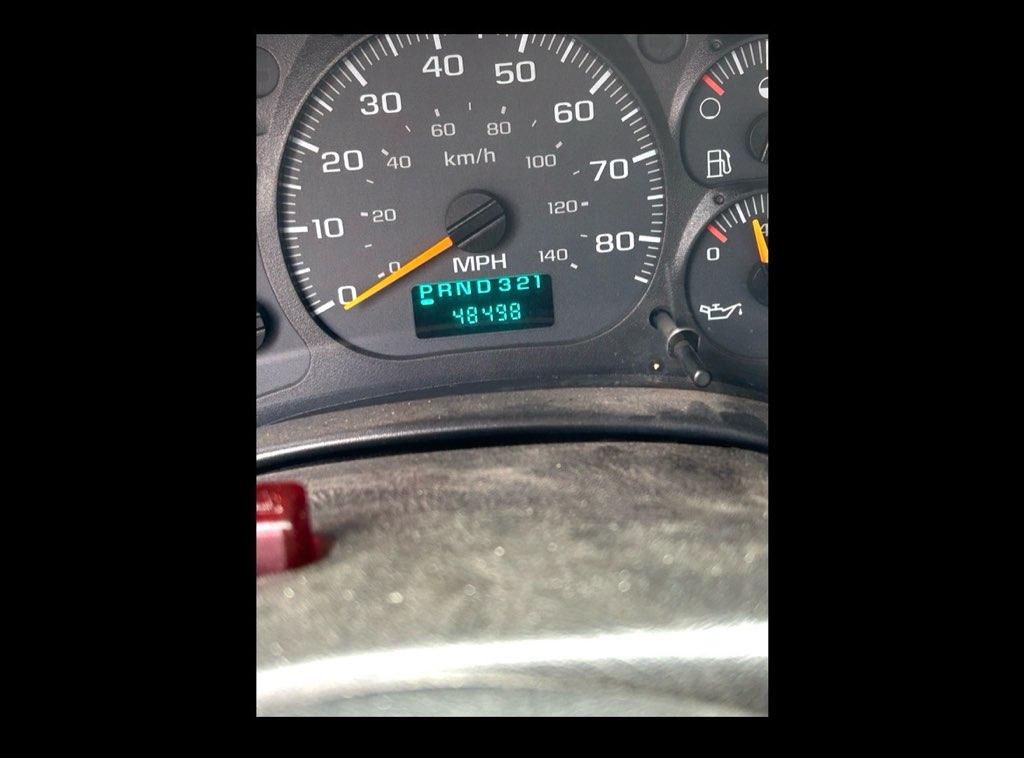 2005 Chevrolet 4500 Command Center - image 19
