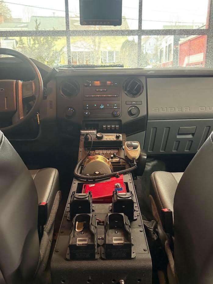 2013 Ford Super Duty power Stroke 4x4 Light Rescue - image 10