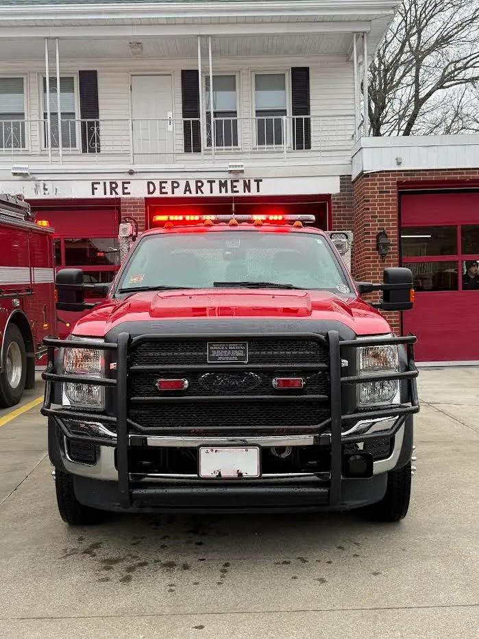 2013 Ford Super Duty power Stroke 4x4 Light Rescue - image 2