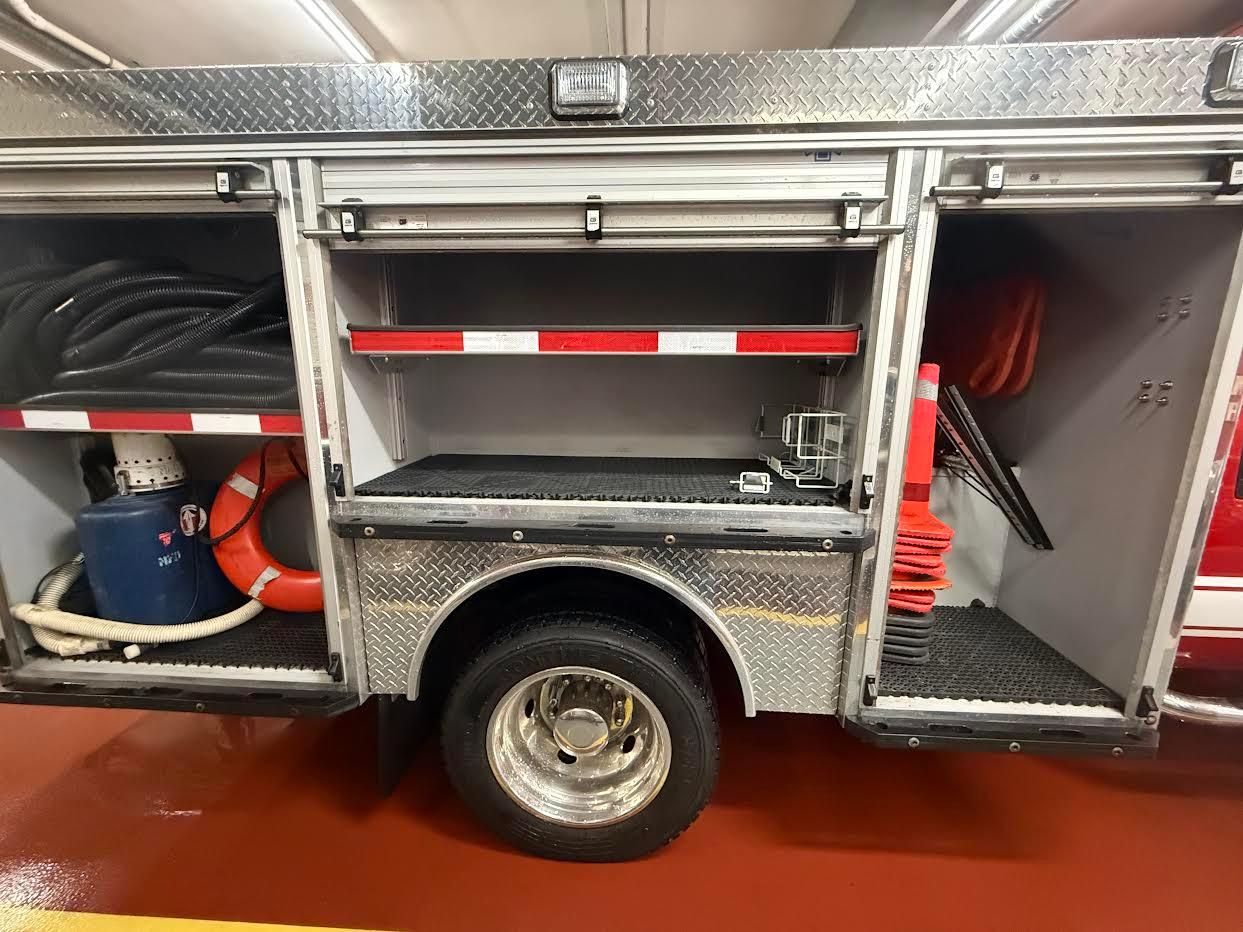 2013 Ford Super Duty power Stroke 4x4 Light Rescue - image 7