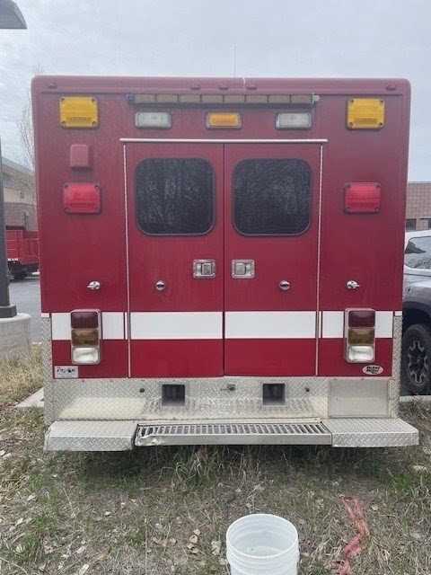 2007 Ford Ambulance — photo 3