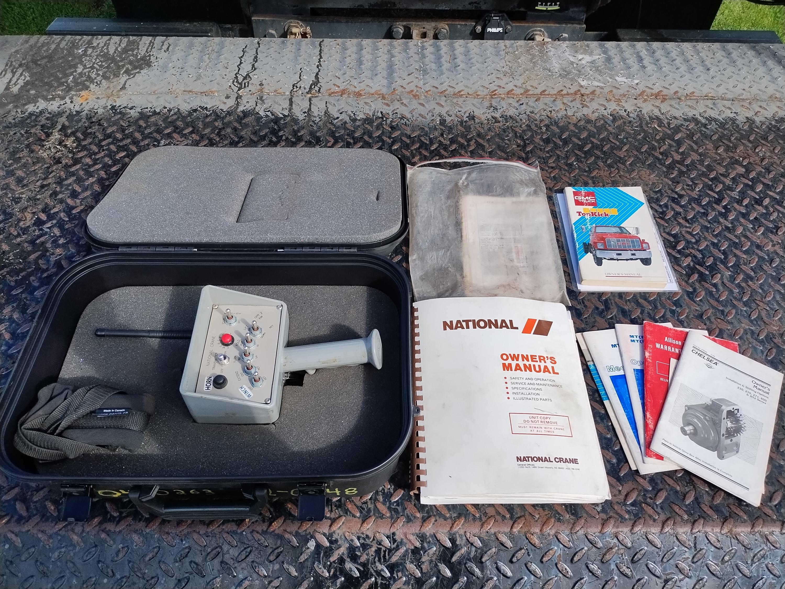 1991 GMC C7H042 TopKick Crane Truck - National N85 - image 20
