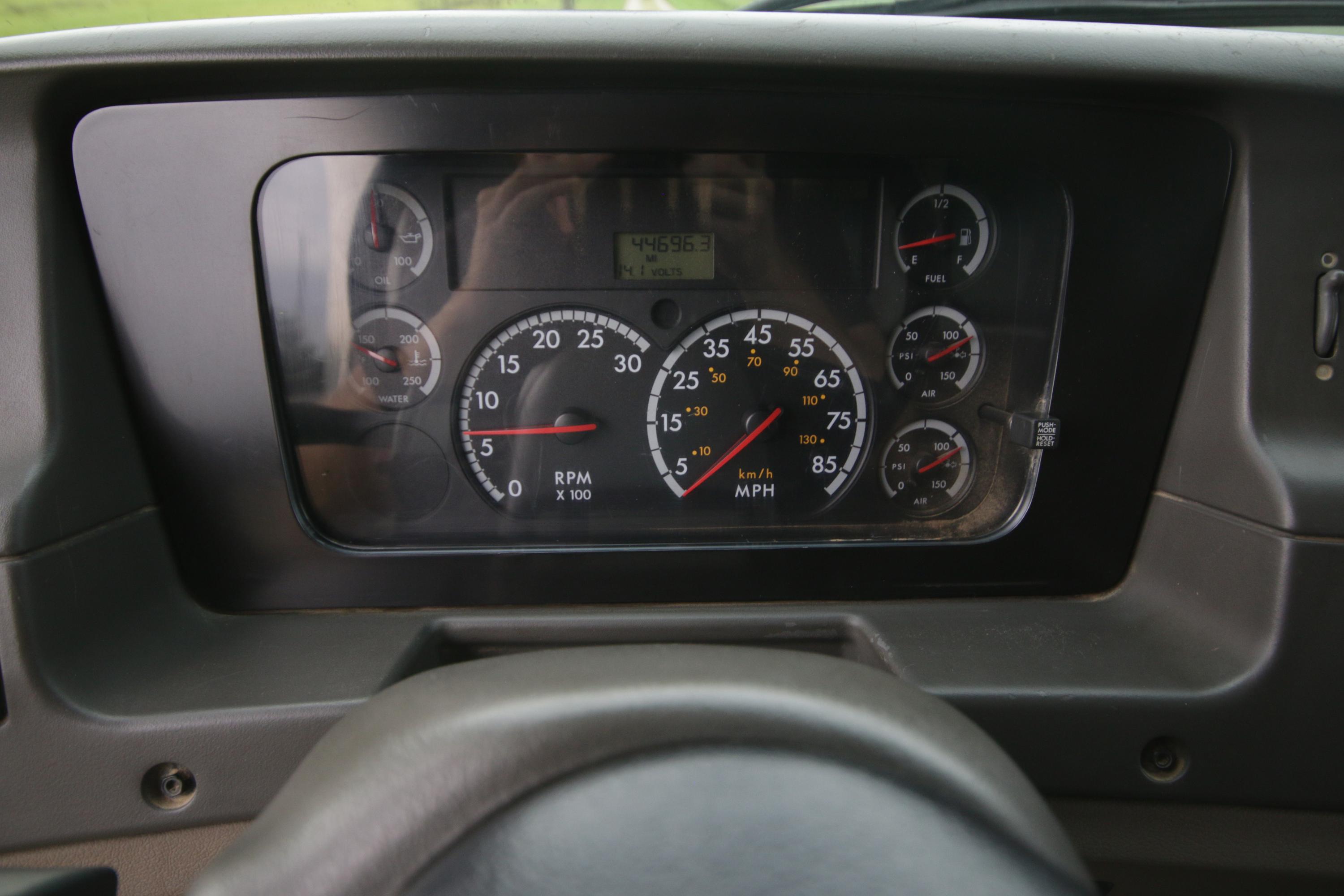 2007 Sterling Acterra Enclosed Service Truck - image 10