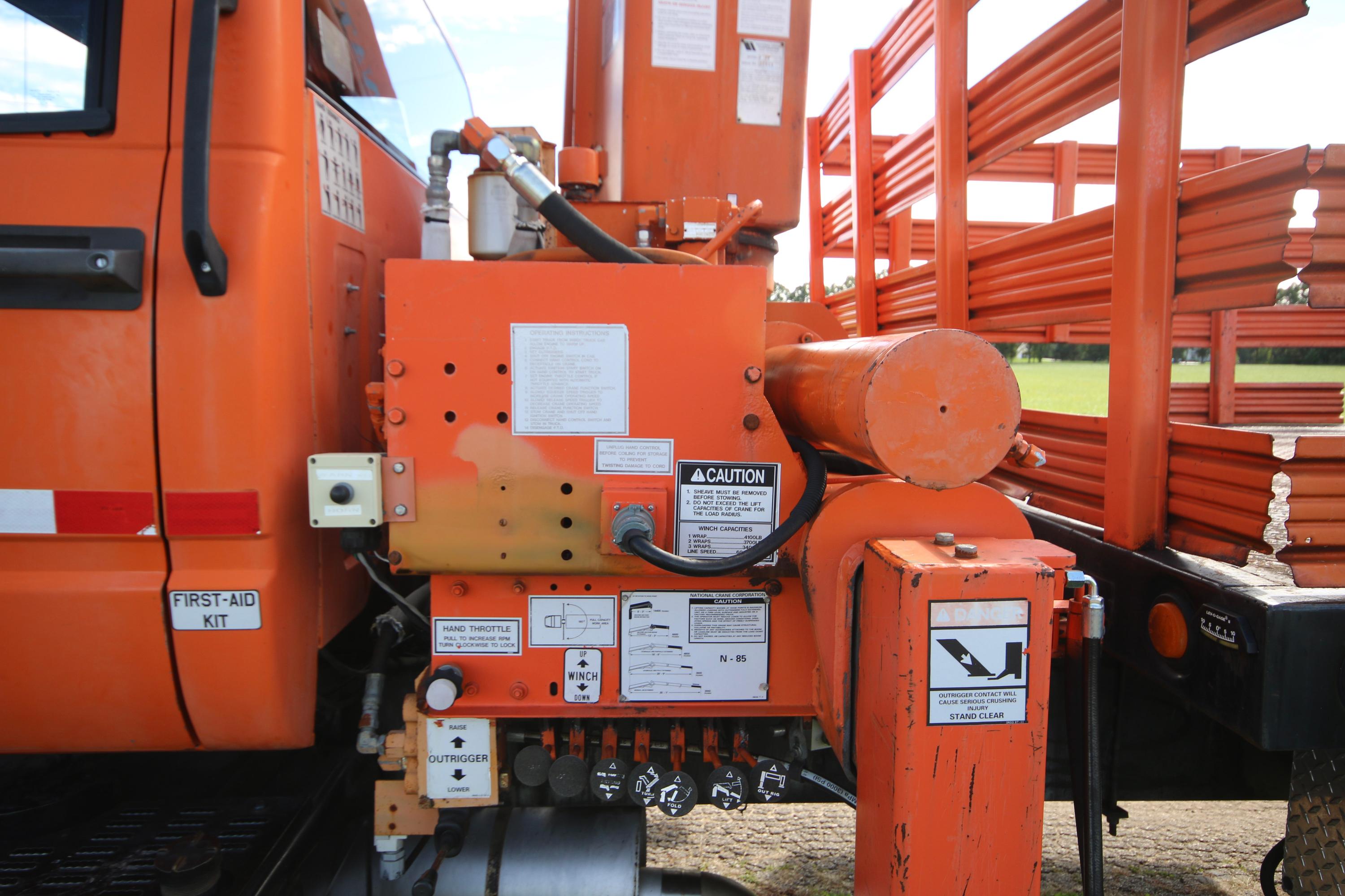1991 GMC C7H042 TopKick Crane Truck - National N85 - image 16