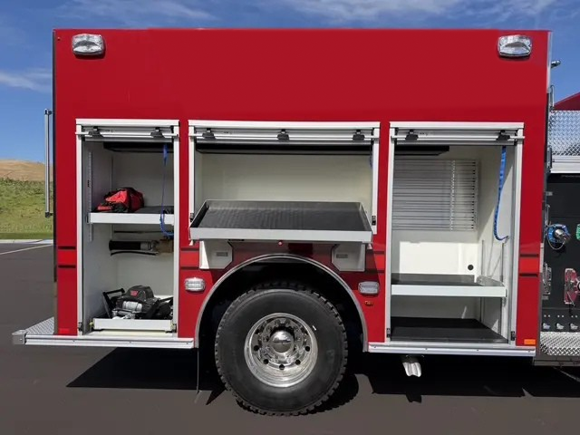 2025 MidWest Freightliner 4x4 Pumper - image 14