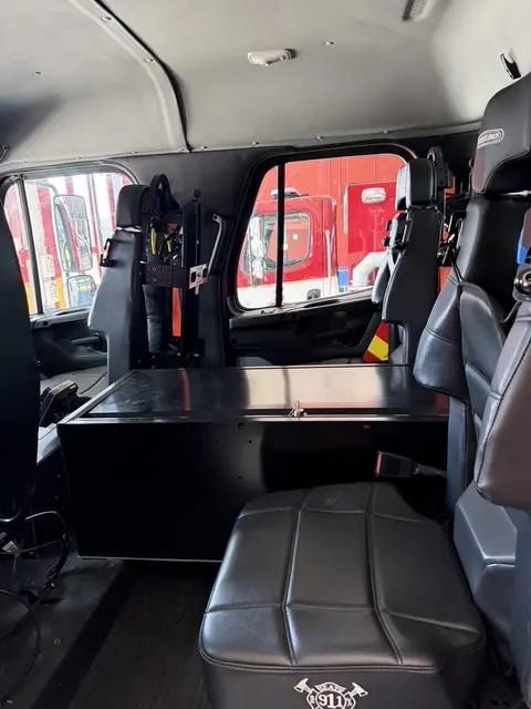 2025 MidWest Freightliner 4x4 Pumper - image 19