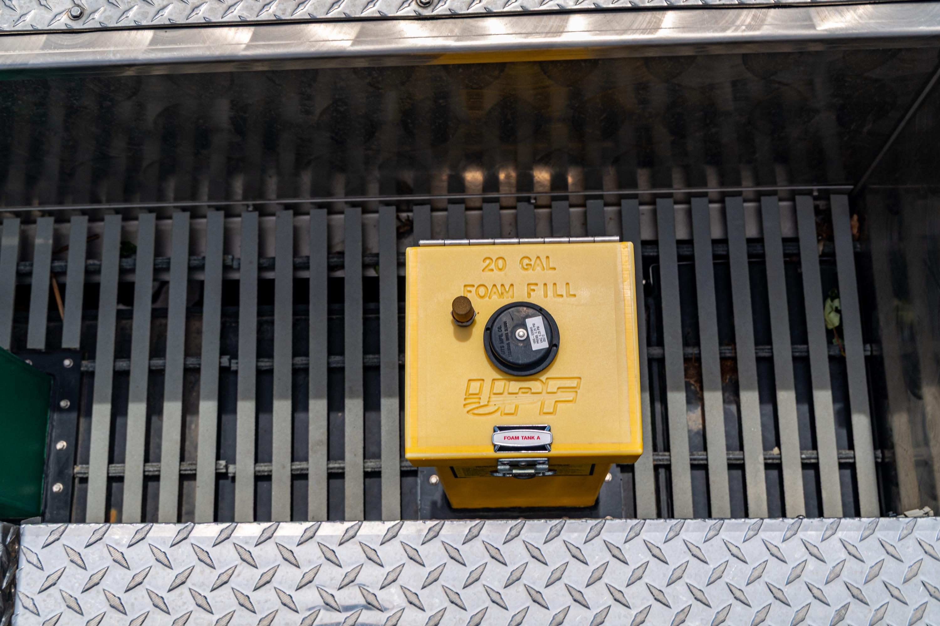 2014 4 Guys Spartan Pumper - image 36