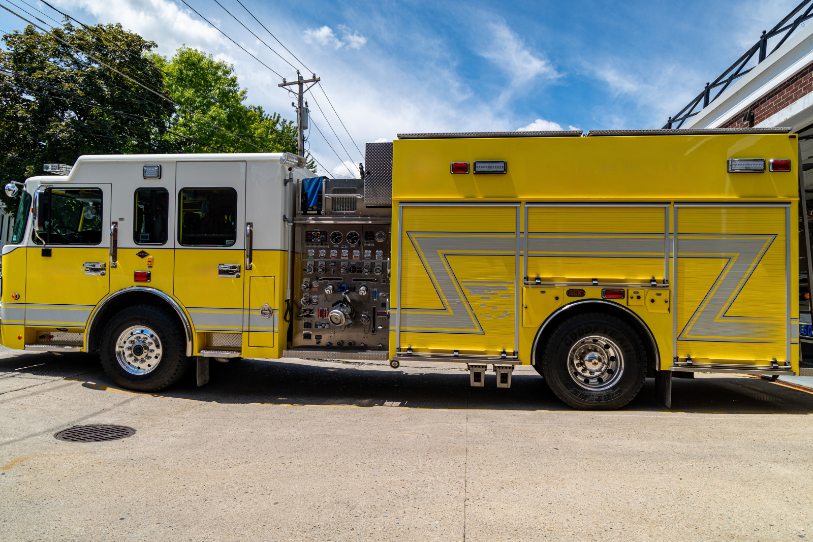 2014 4 Guys Spartan Pumper - image 3