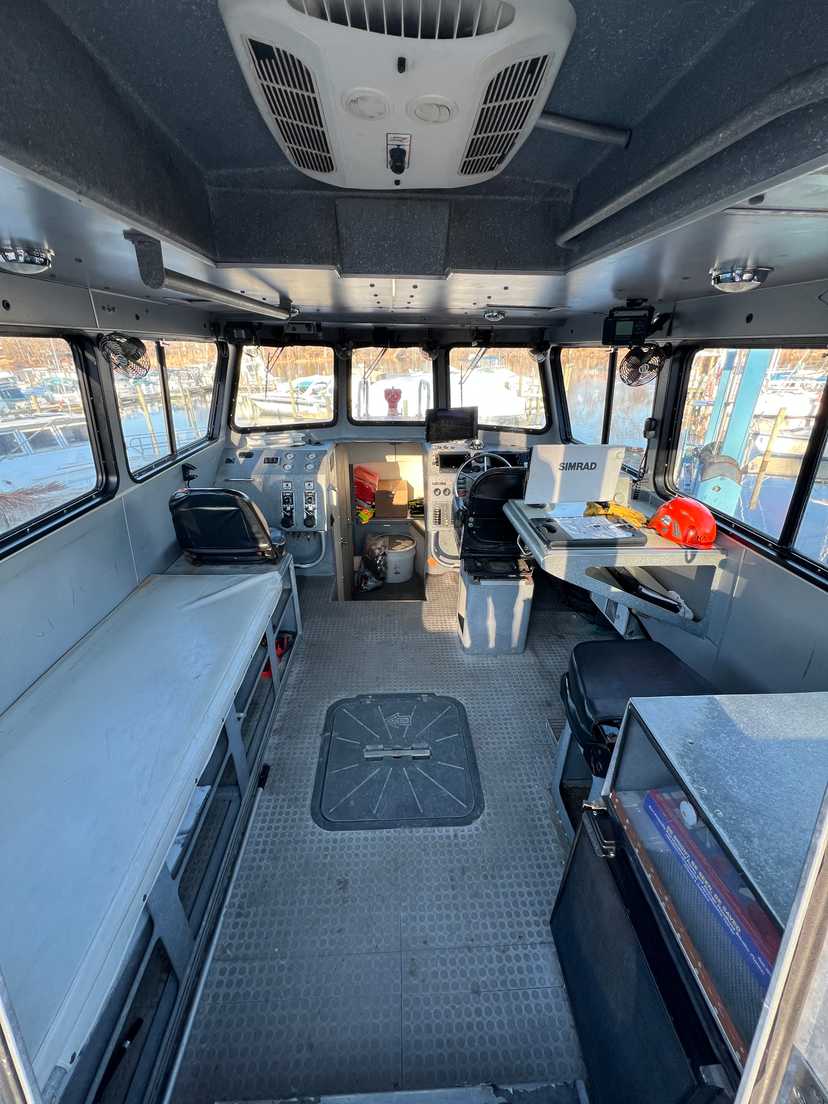 2003 Metalcraft 40 Fireboat — photo 6