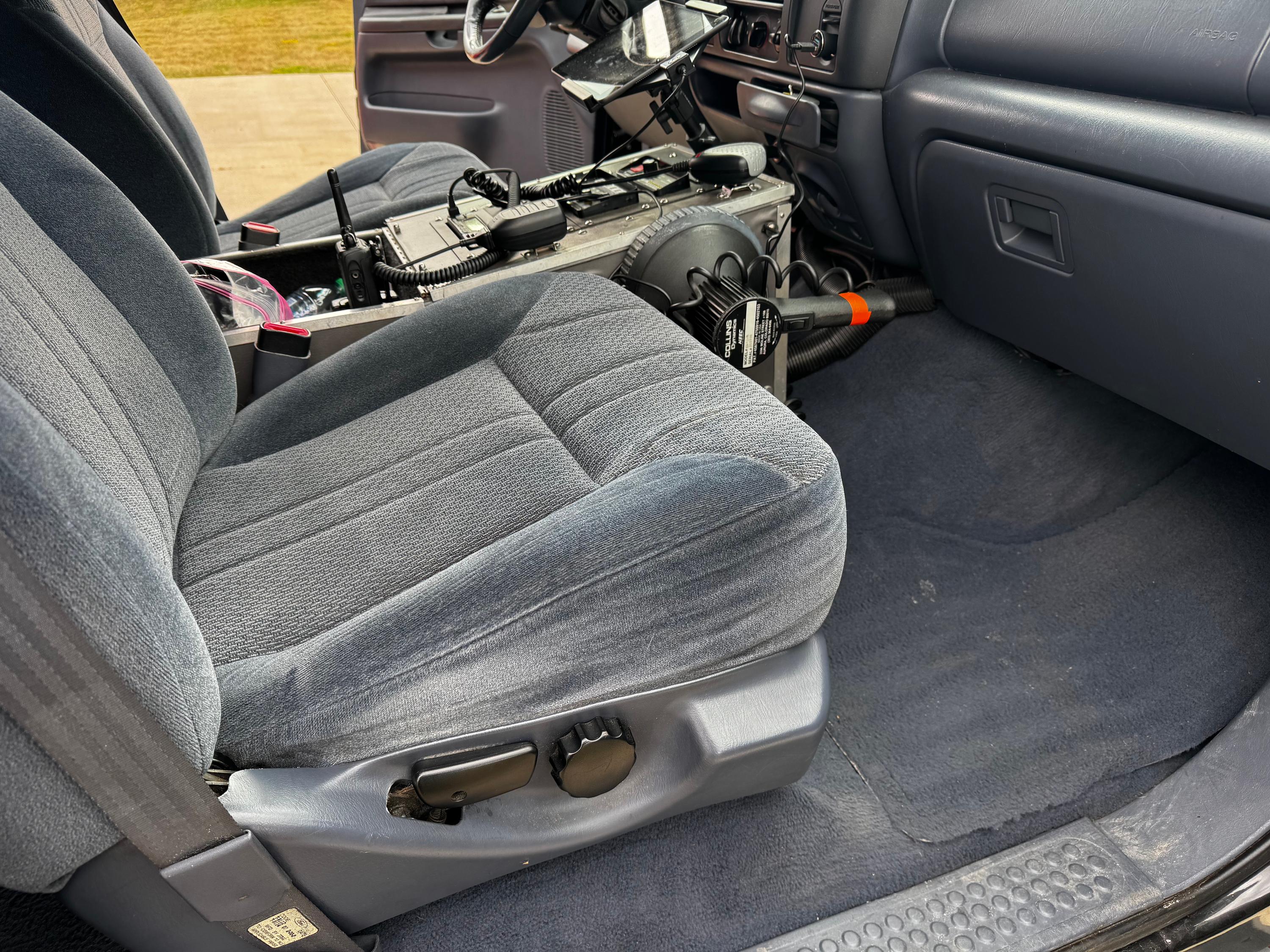 2000 Ford Excursion 4x4 - image 21