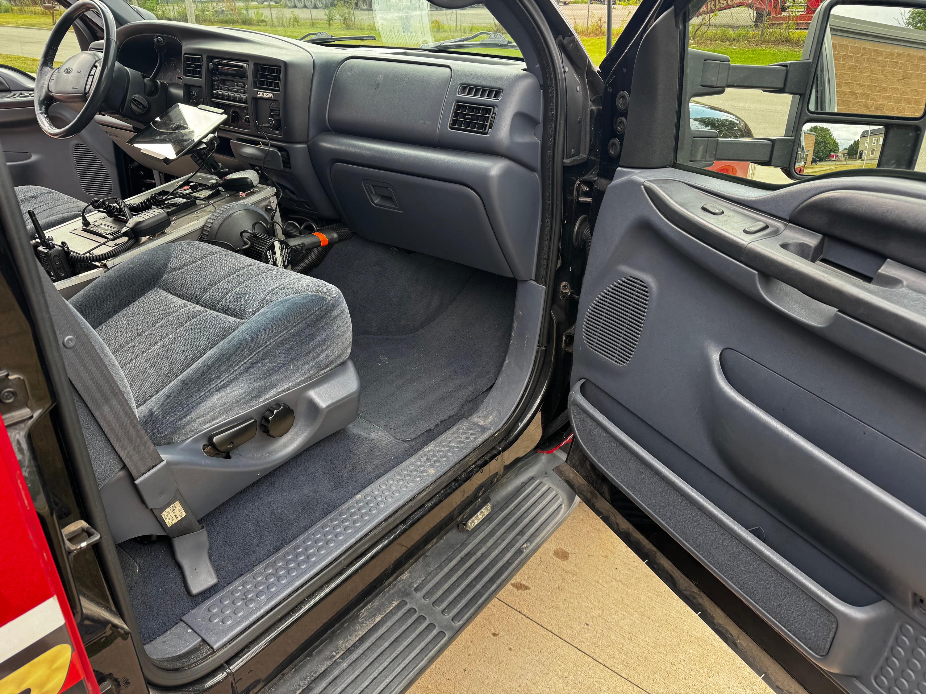 2000 Ford Excursion 4x4 - image 20