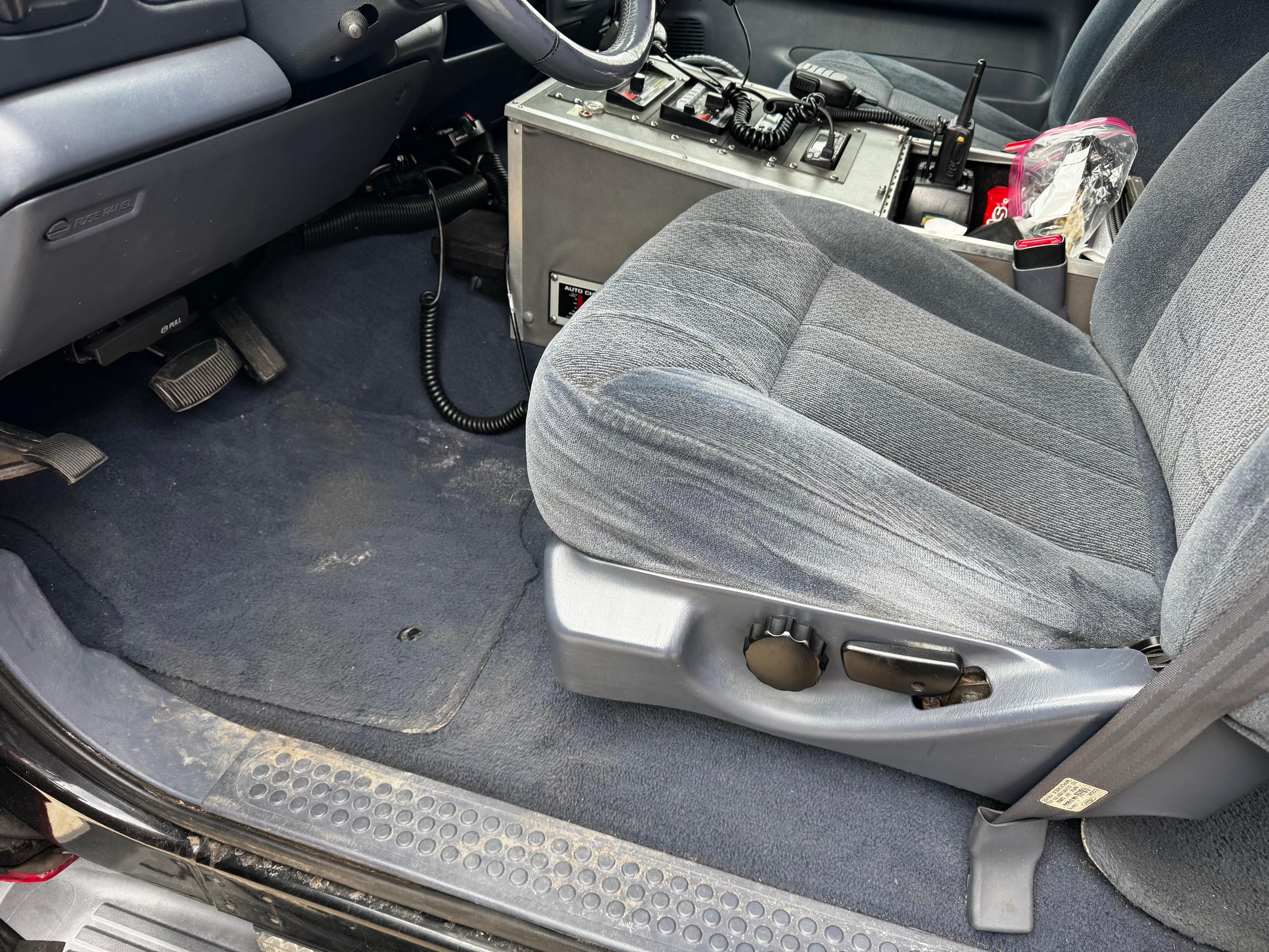 2000 Ford Excursion 4x4 - image 18