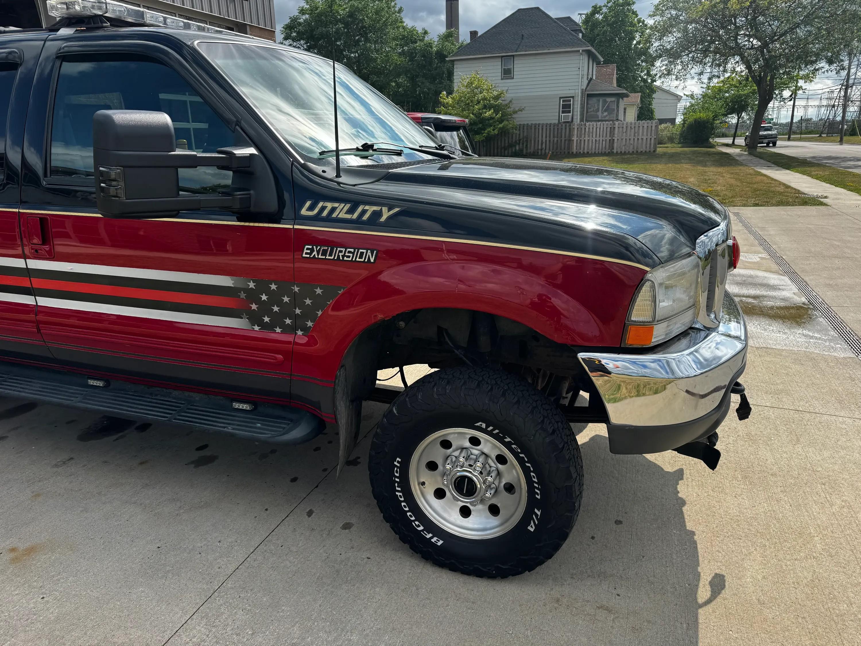 2000 Ford Excursion 4x4 - image 12