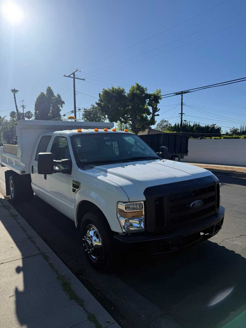 2008 Ford F350 Dump Truck — photo 3