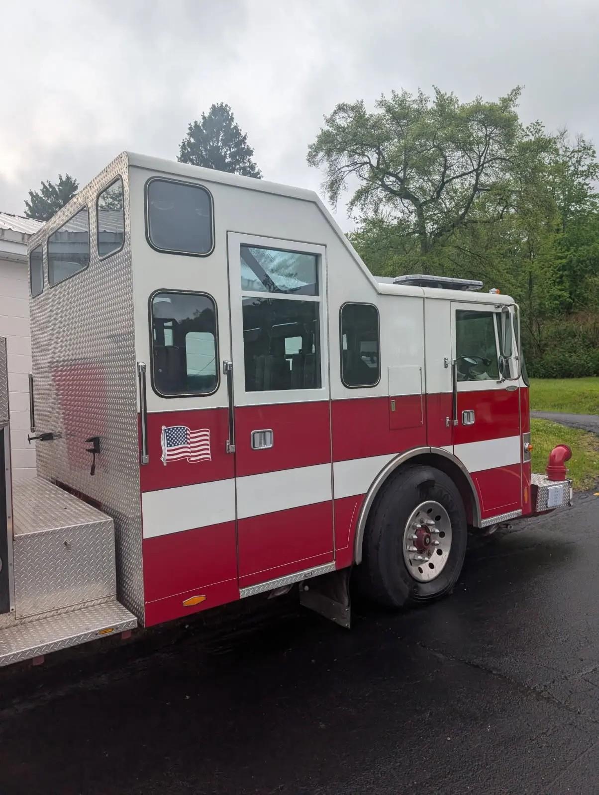 1994 Pierce Pumper Tanker - image 3