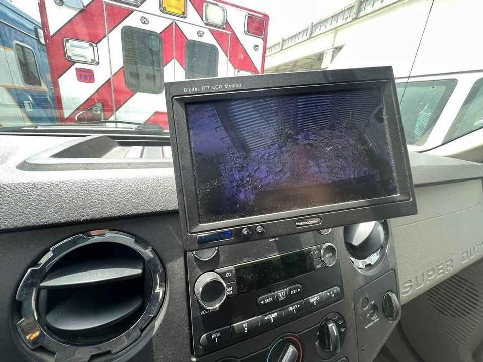 2009 Braun Ford F-450 Bariatric Type III - image 11