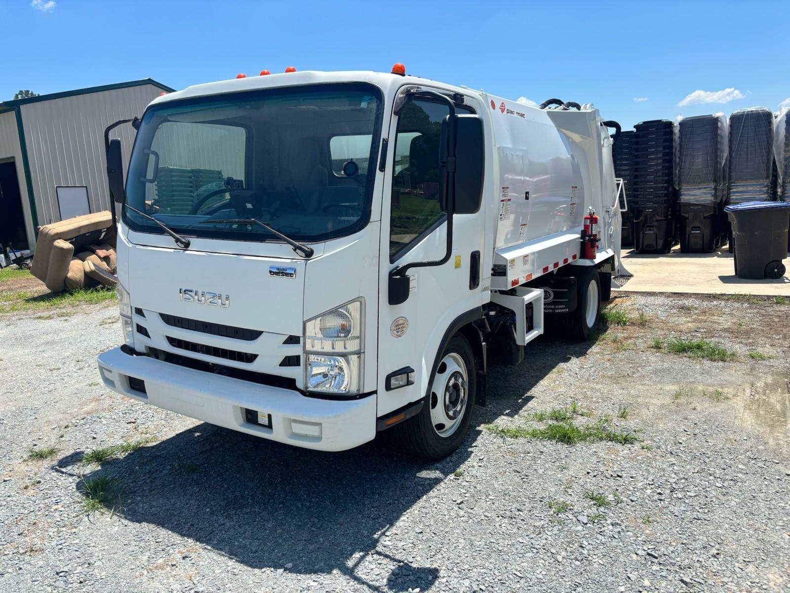 2021 Isuzu Pac-Mac Rear Loader - image 3
