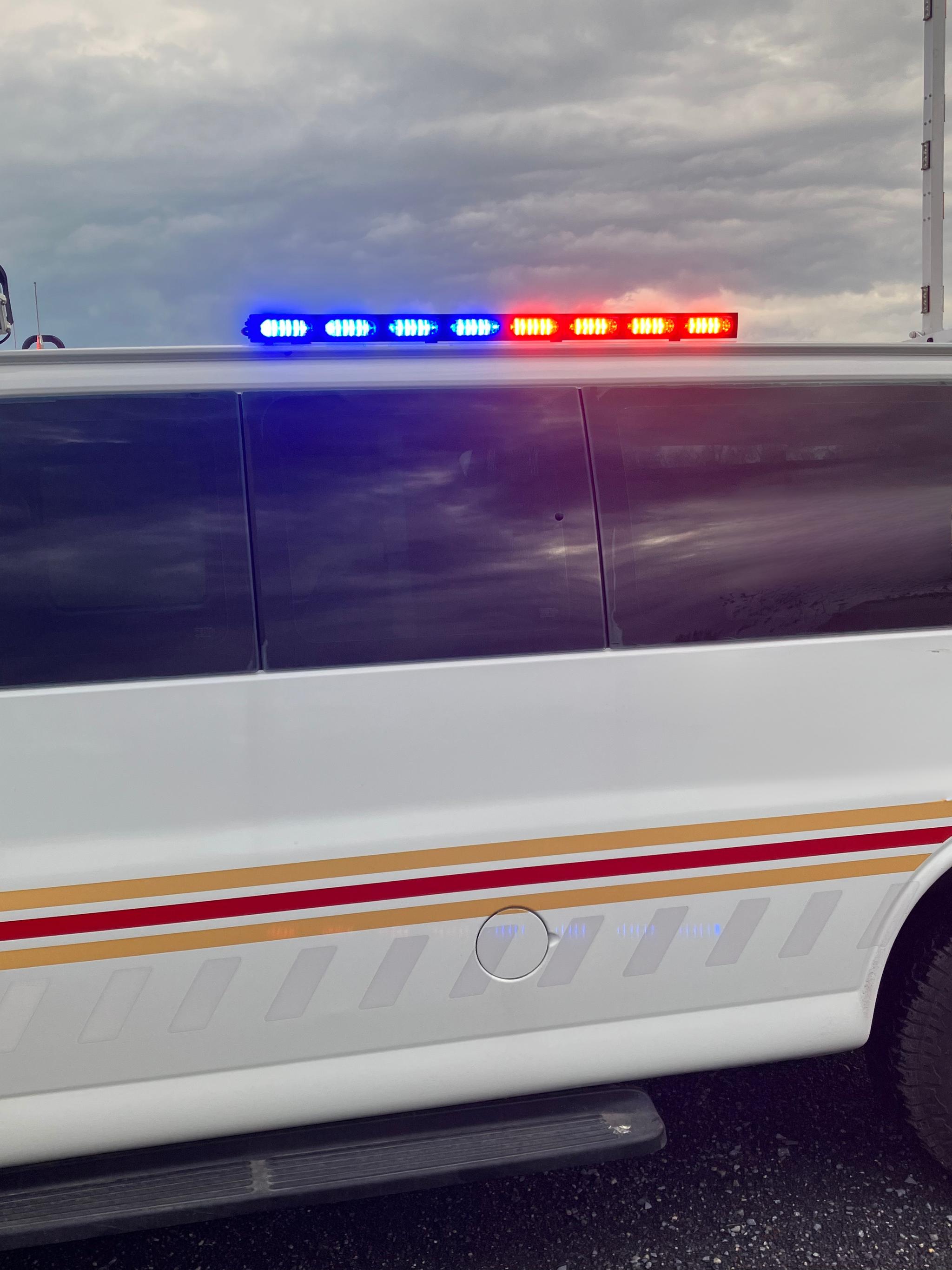 2003 Chevy 3500 Traffic Van - image 4