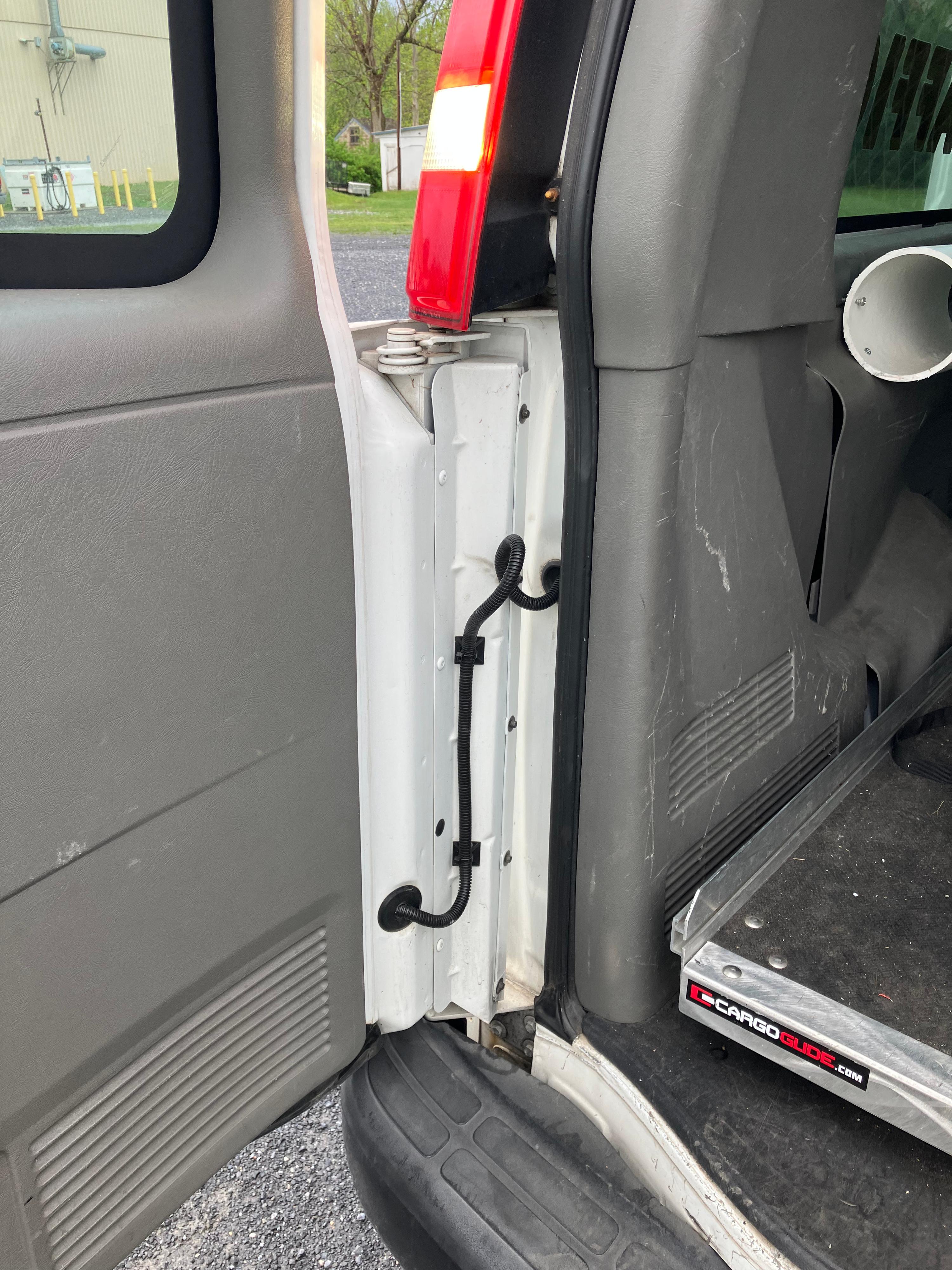 2003 Chevy 3500 Traffic Van - image 11