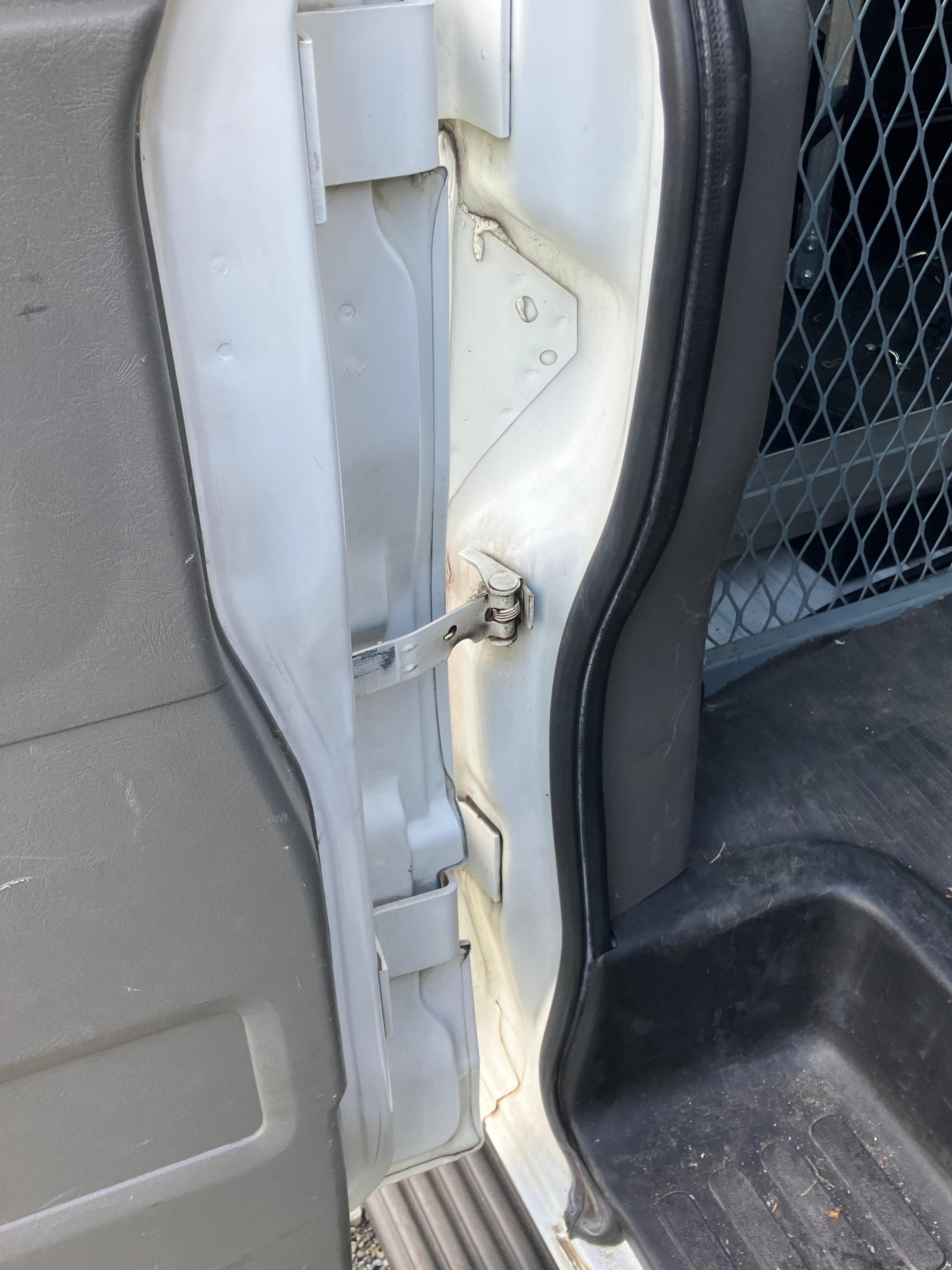 2003 Chevy 3500 Traffic Van - image 18