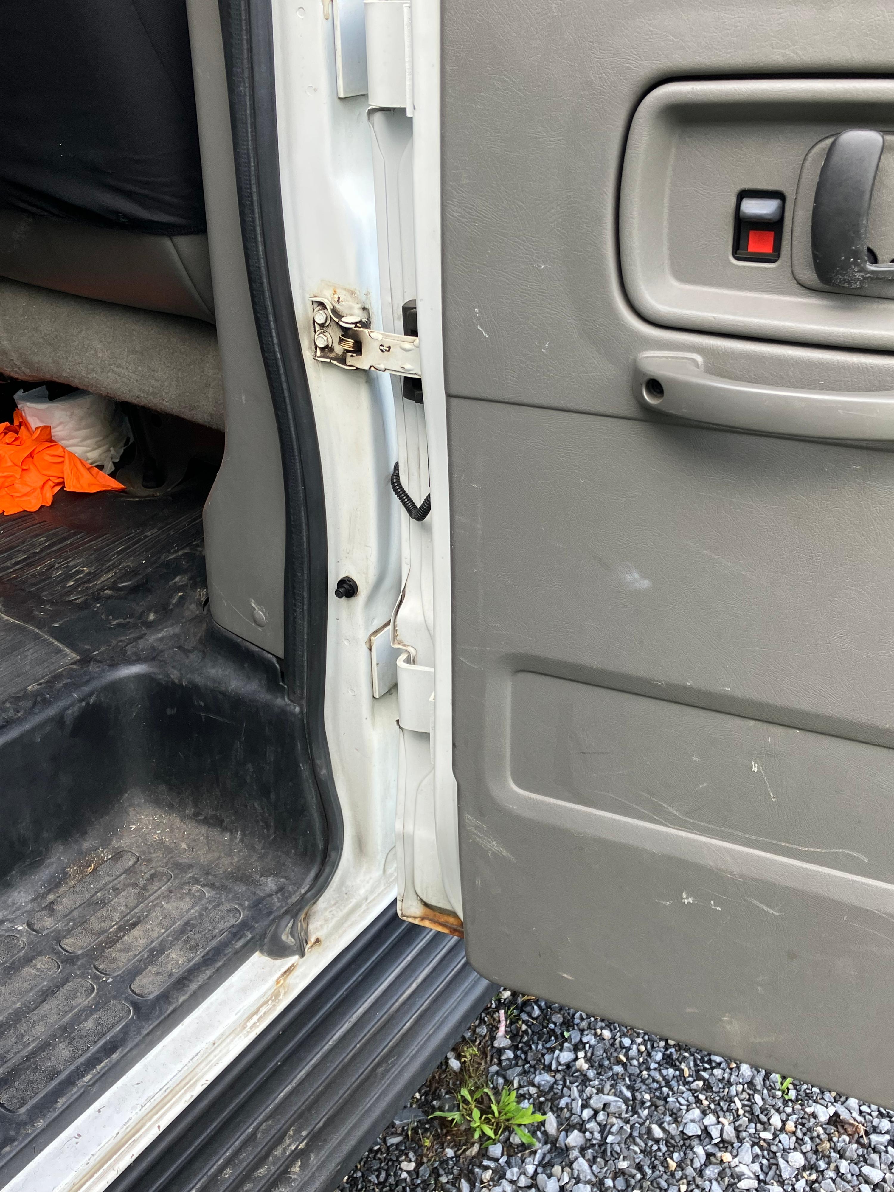 2003 Chevy 3500 Traffic Van - image 21