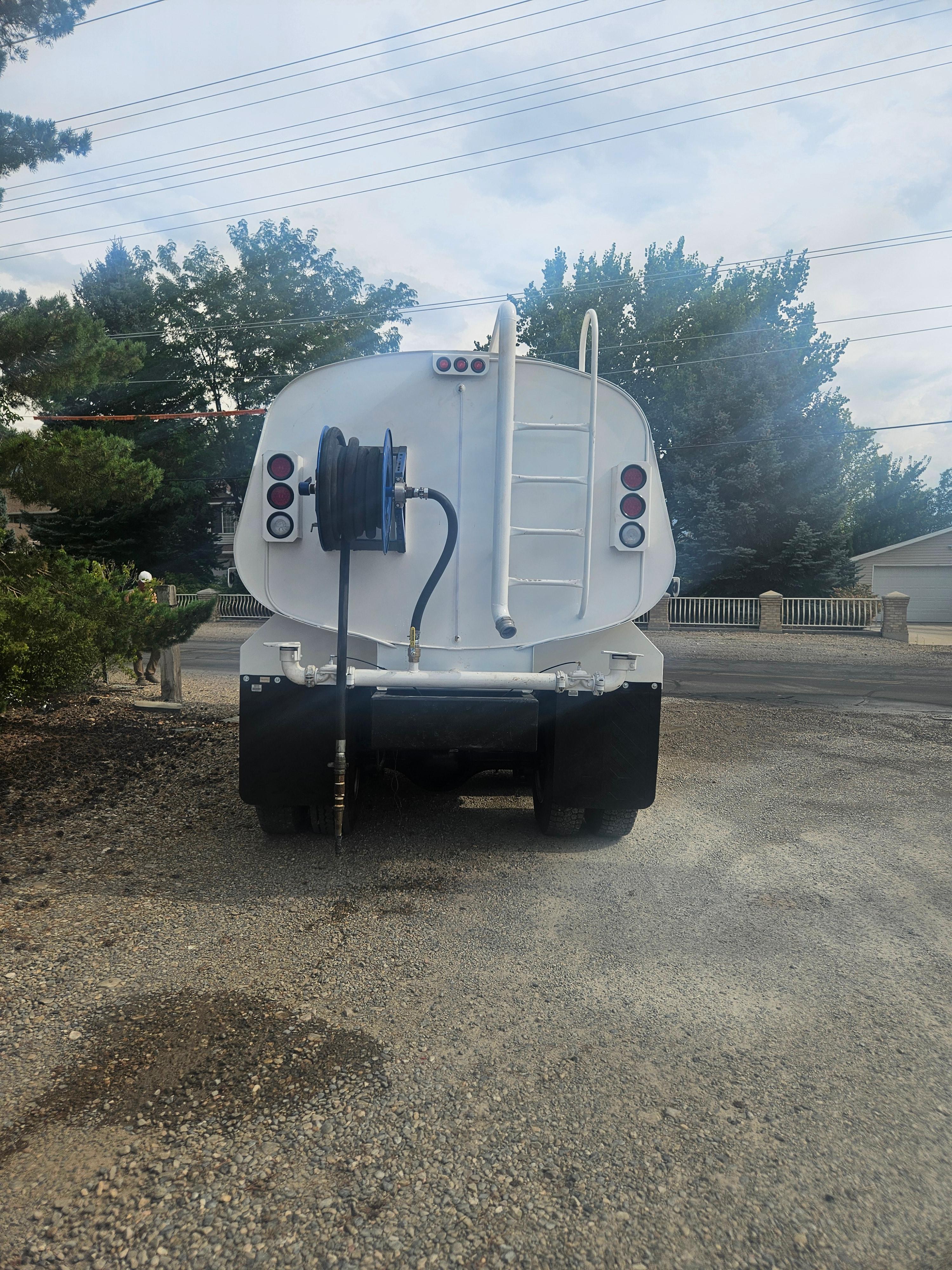 2006 Freightliner M2 106 Tanker - image 10