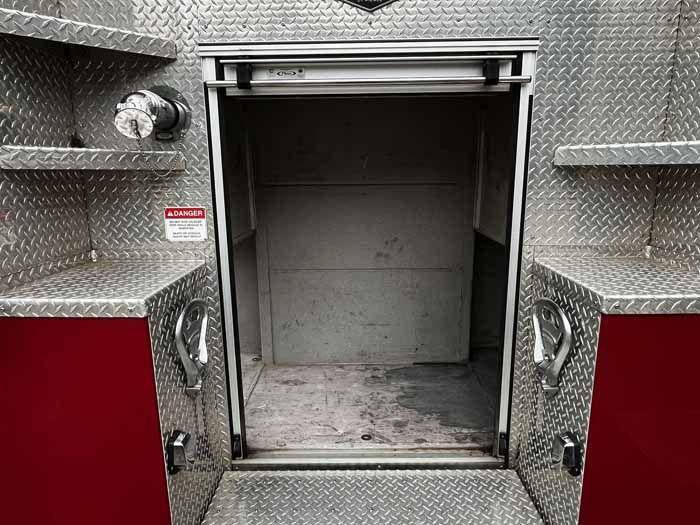 2005 International Pierce Pumper (2) - image 7