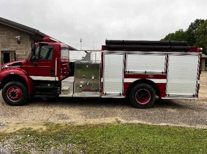 2005 International Pierce Pumper (1) - image 2