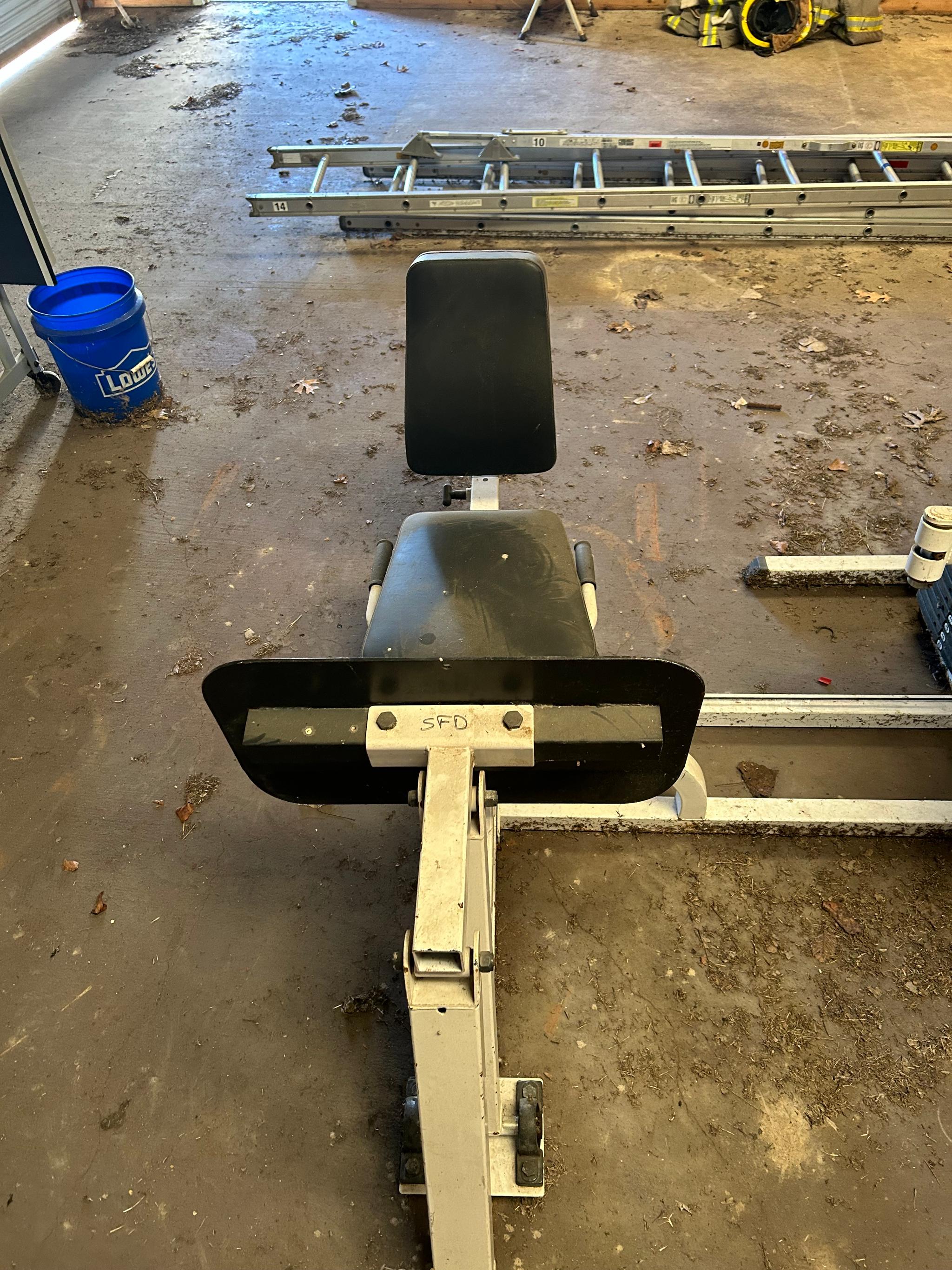 Workout Equipment - image 4
