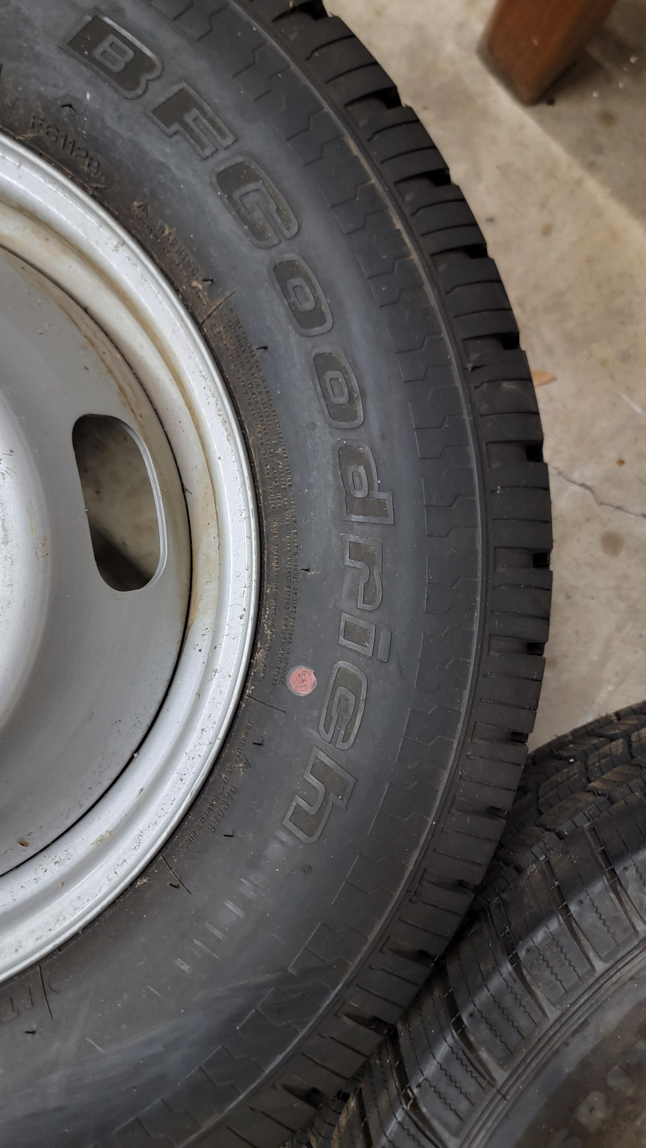 245/75/17 Tires and Rims (2) - image 8
