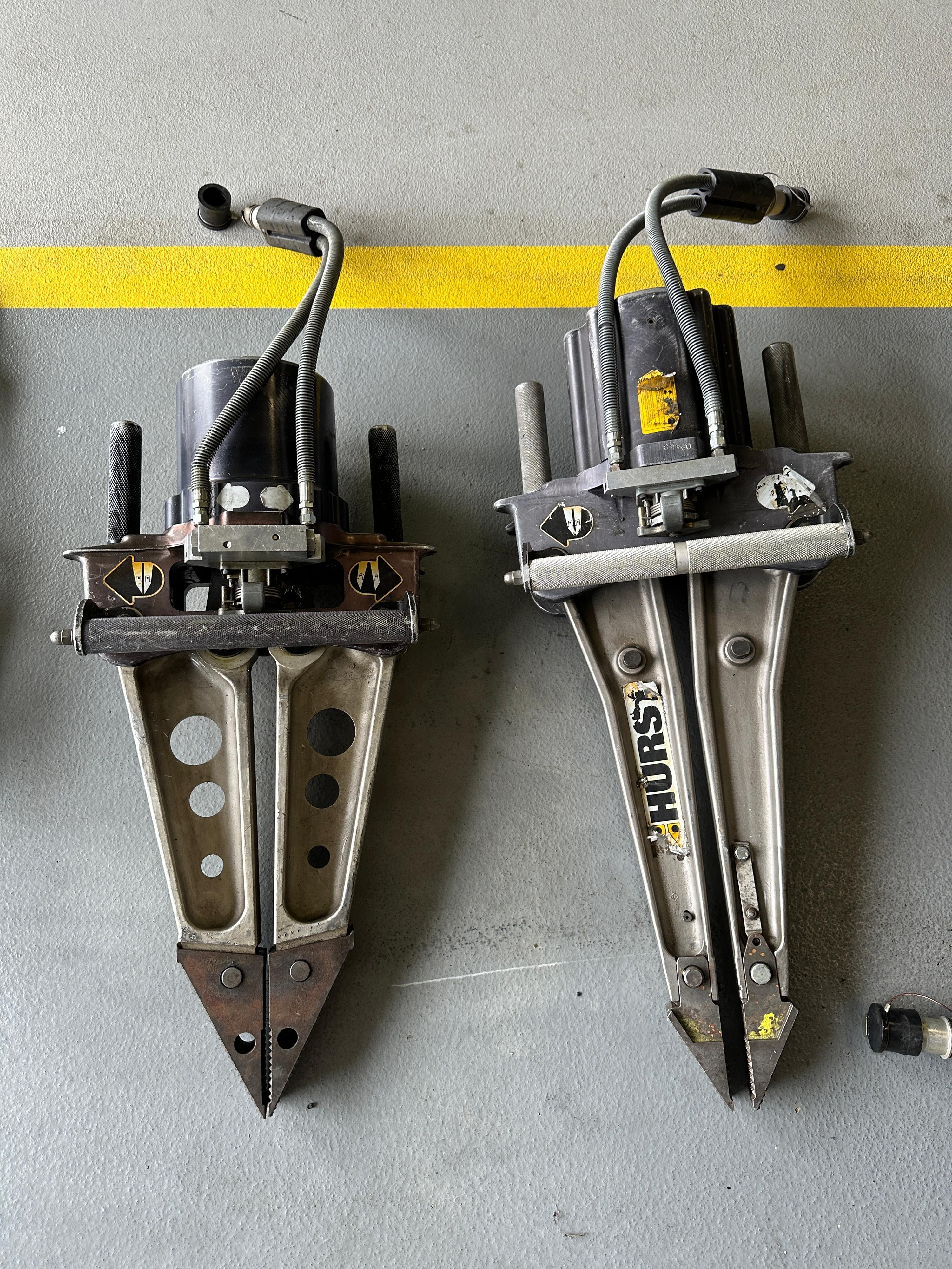 Hurst rescue tools, power units, hydraulic cords - image 1