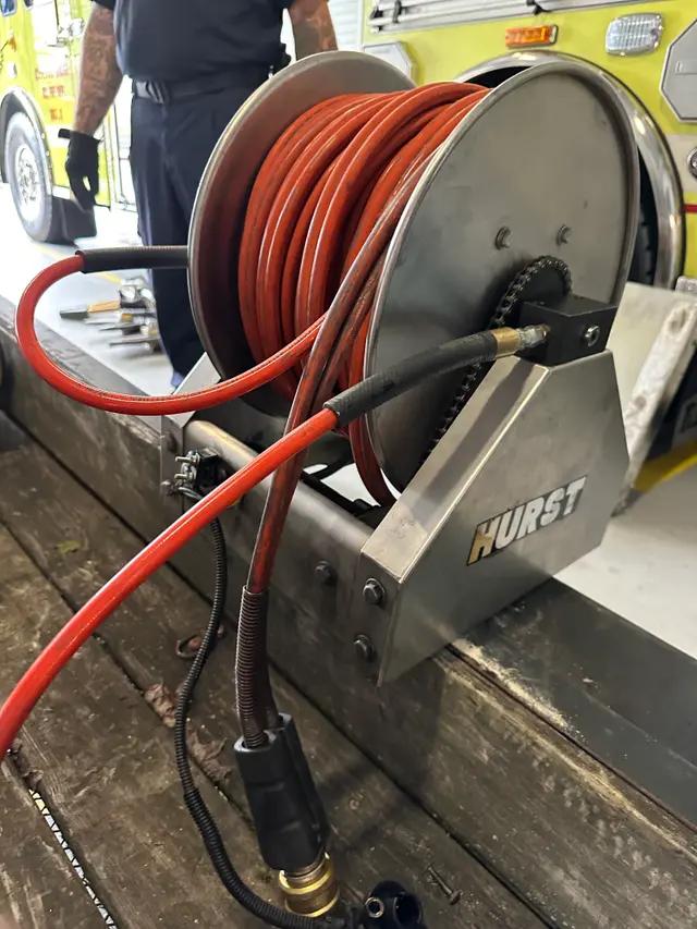 Hydraulic Cords + Reels - image 13