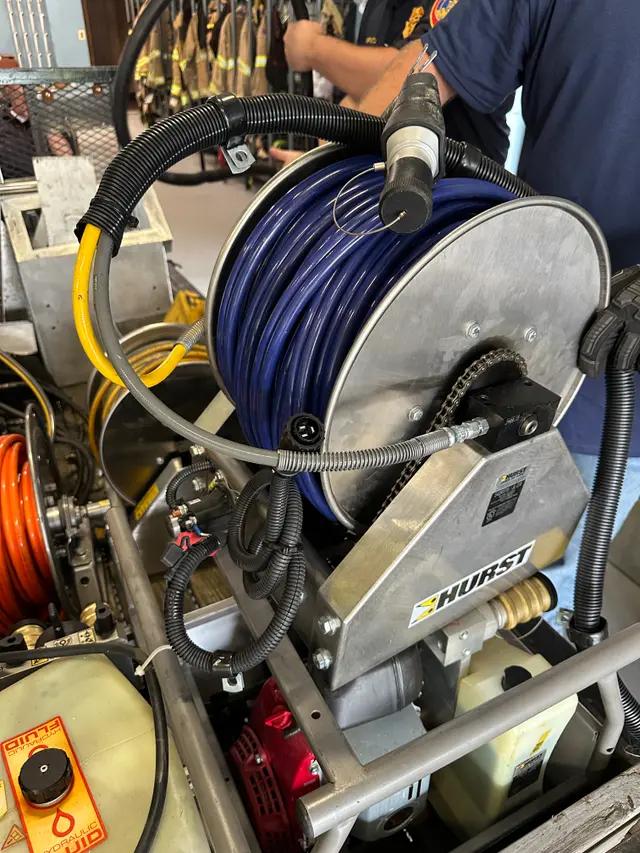 Hydraulic Cords + Reels - image 21