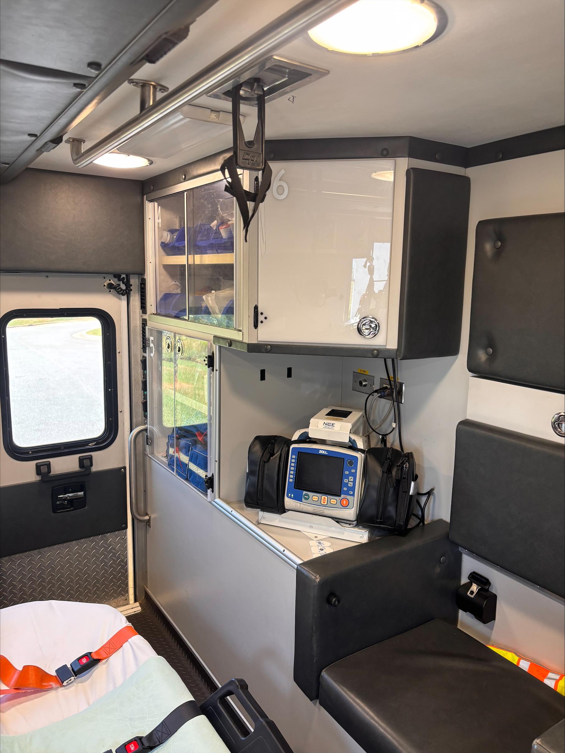 2013 Ford F-450 4x4 Type I Ambulance - image 7