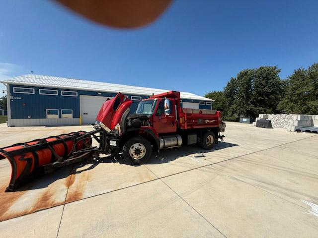 2012 International Dump Truck - image 6