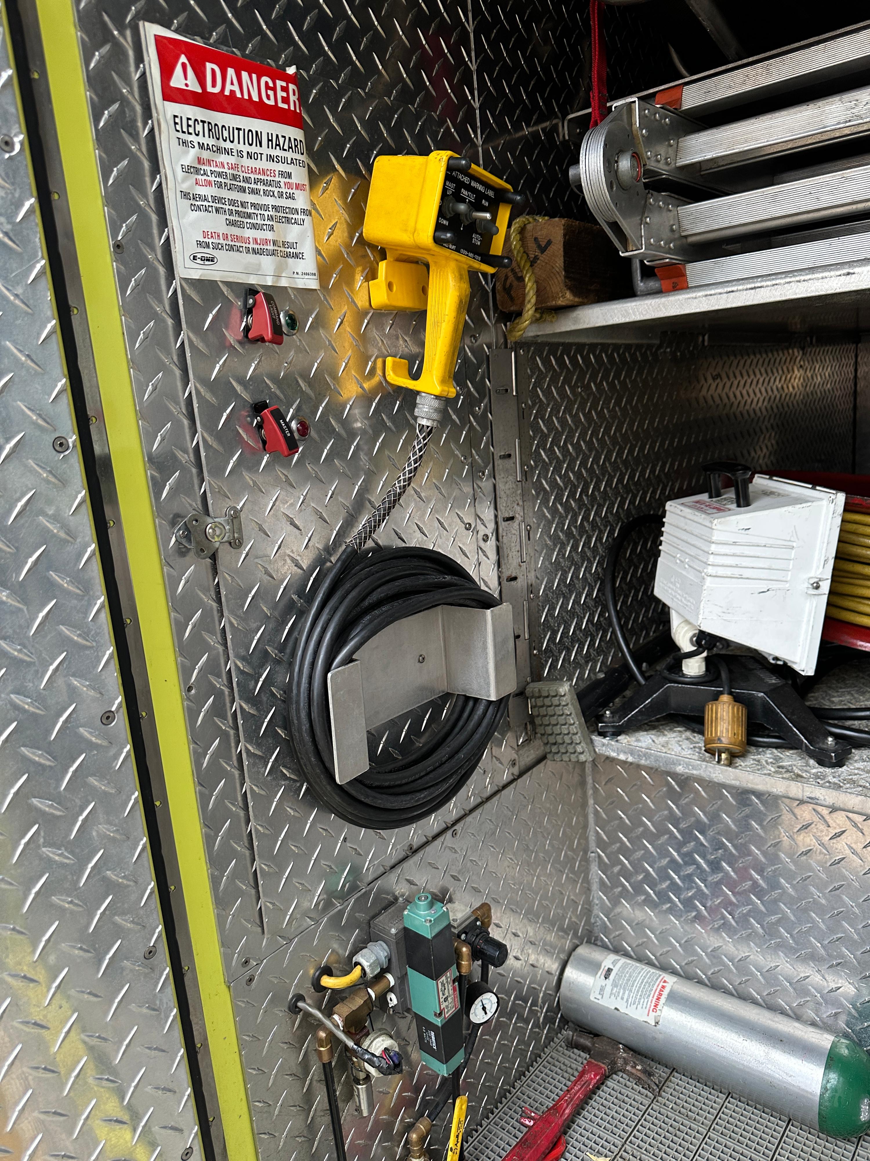1990 Volvo/Sanford Walk-In Rescue - image 55