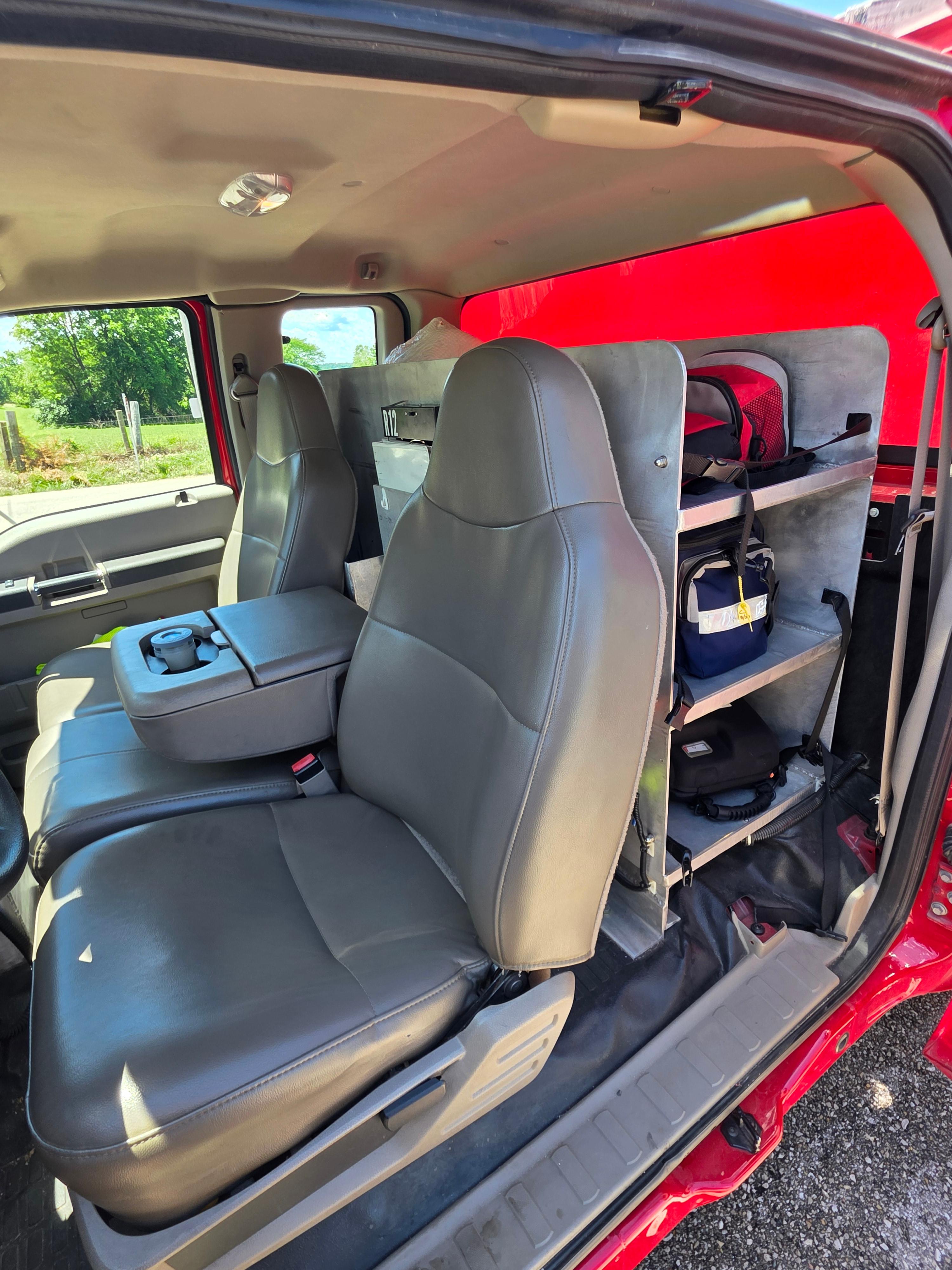 2008 Ford 4x4 Light Rescue - image 10