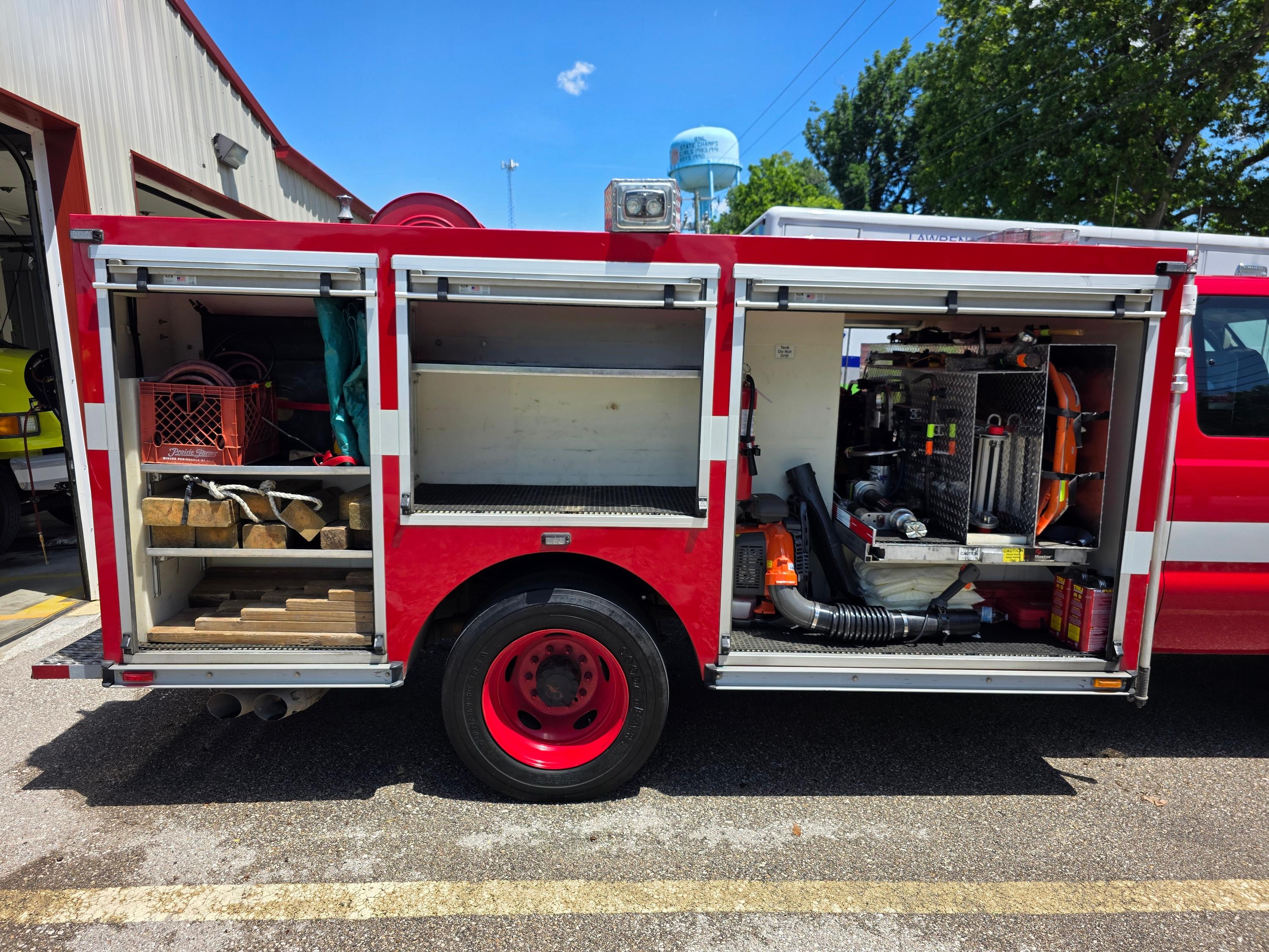 2008 Ford 4x4 Light Rescue - image 6