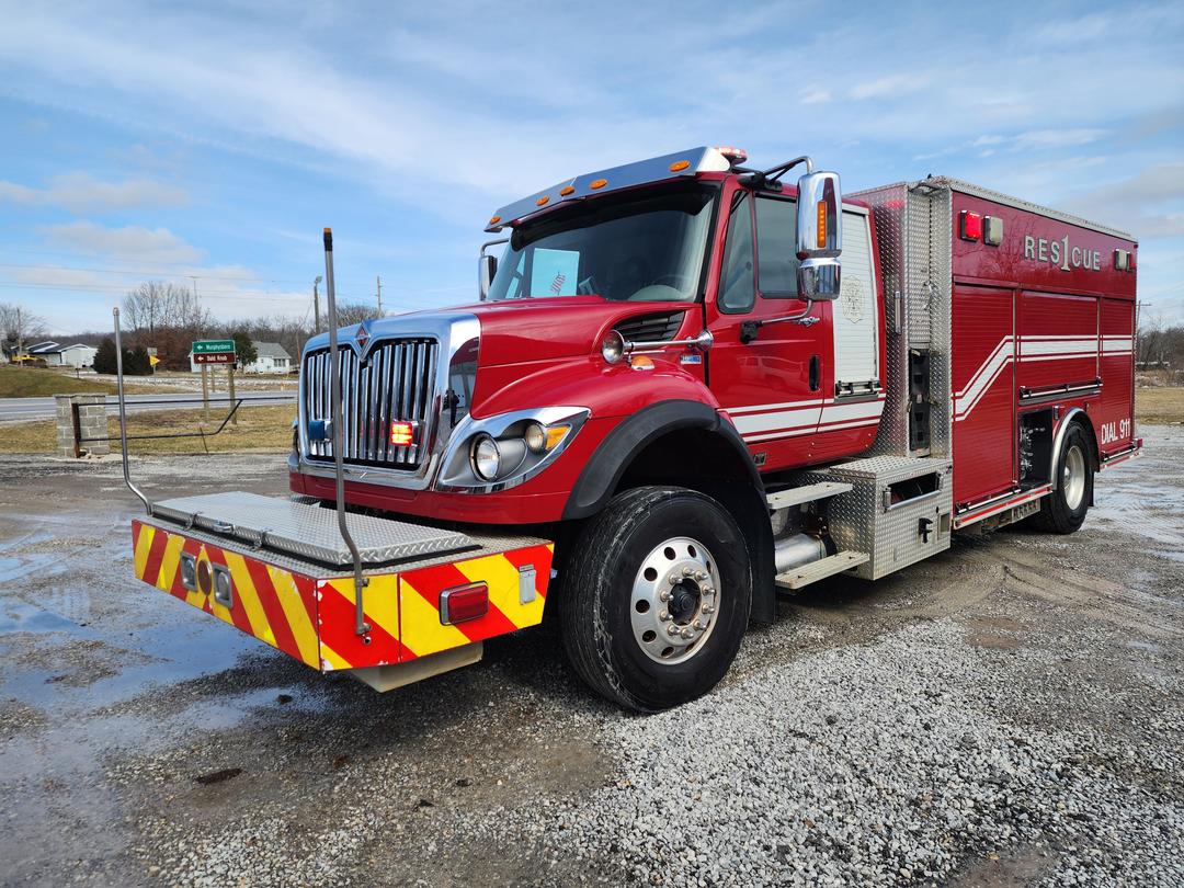 2011 IH Crimson/Spartan Rescue Pumper (Warranty Incl.)