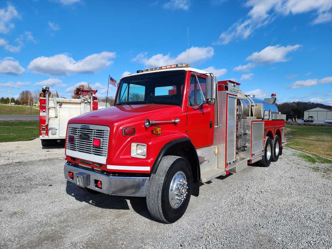 2003 Pierce Freightliner Tanker