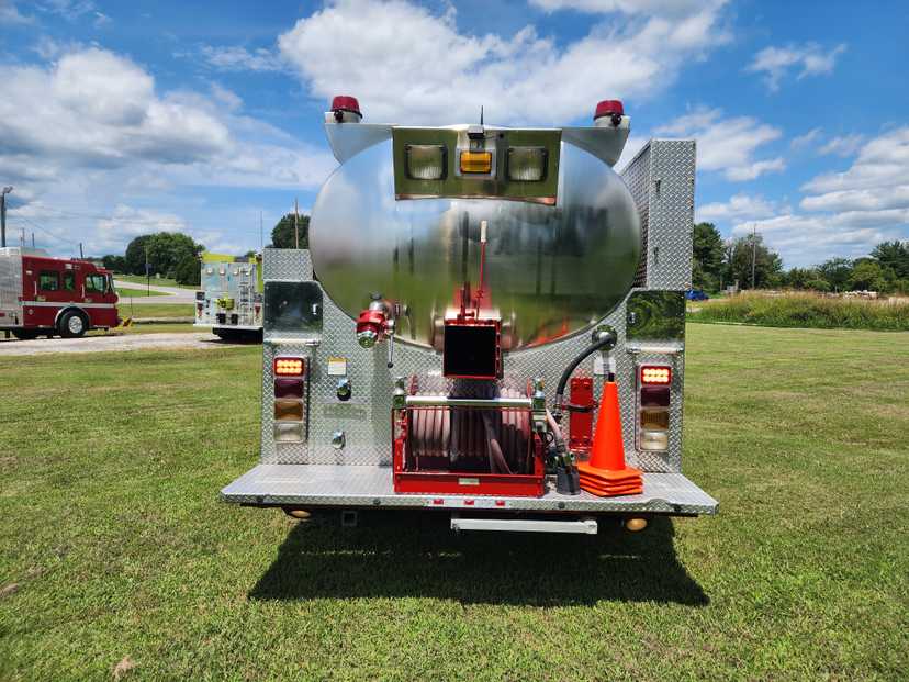 2003 Pierce Freightliner Tanker — photo 4